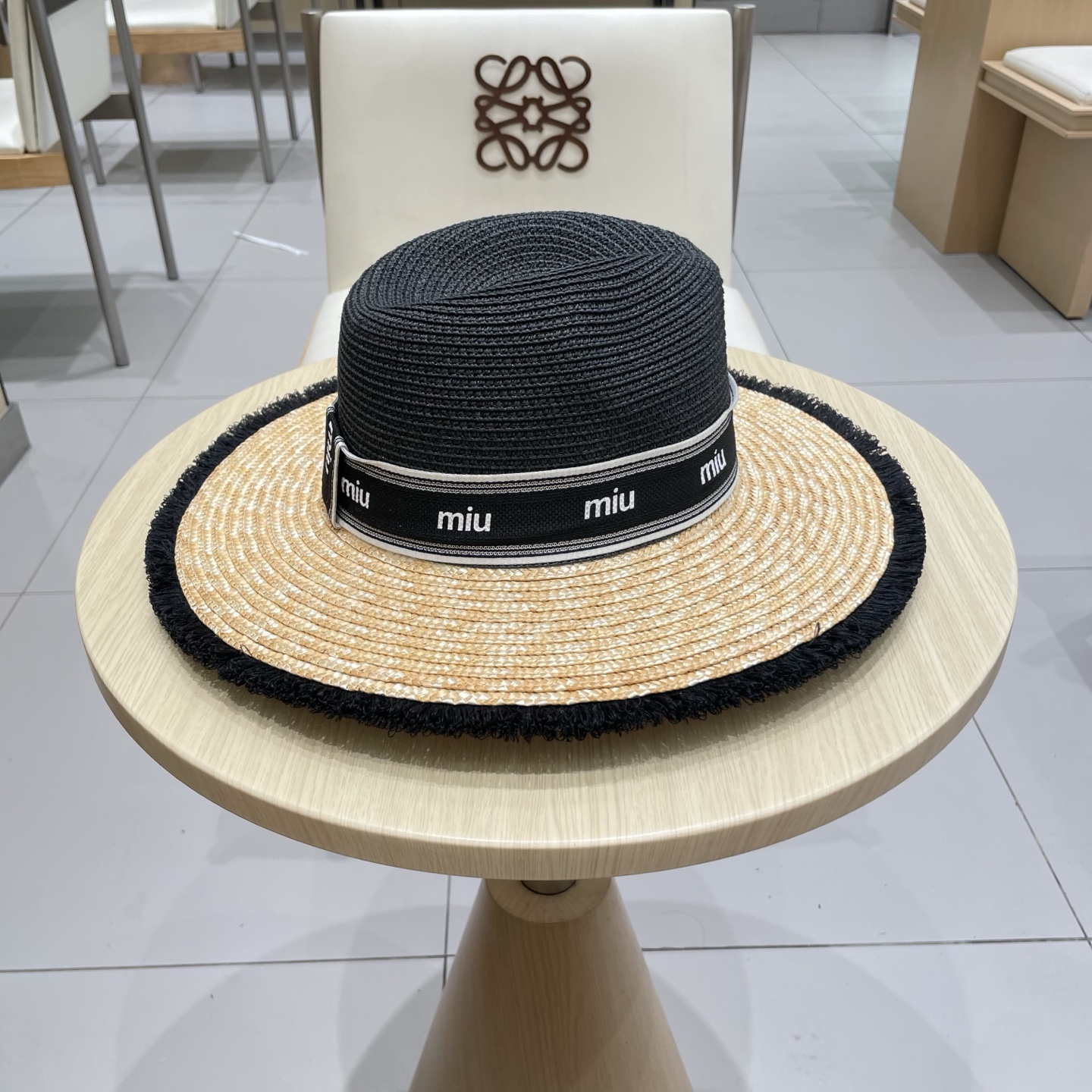  缪缪miumiu新款巴拿马草帽，高级定制，名媛风，夏季防晒防紫外线，出行必备，百搭好看