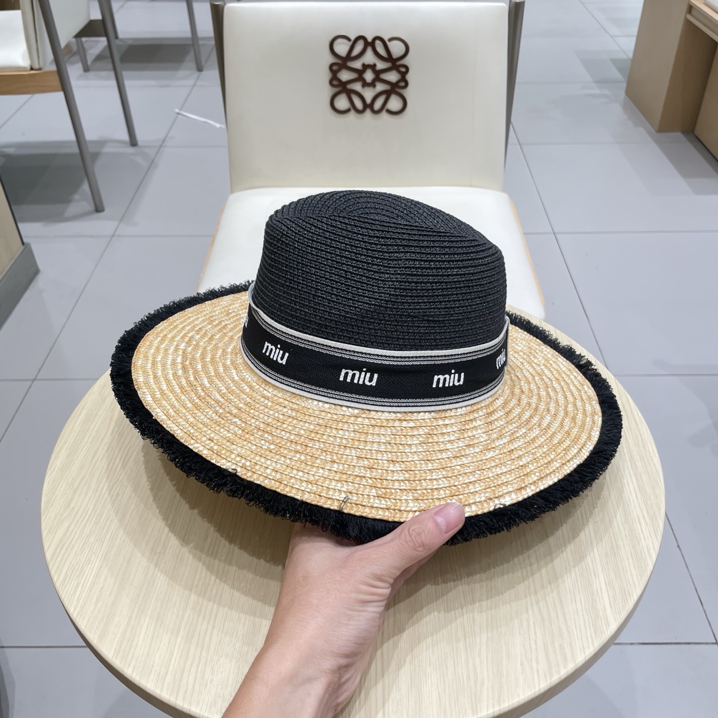  缪缪miumiu新款巴拿马草帽，高级定制，名媛风，夏季防晒防紫外线，出行必备，百搭好看