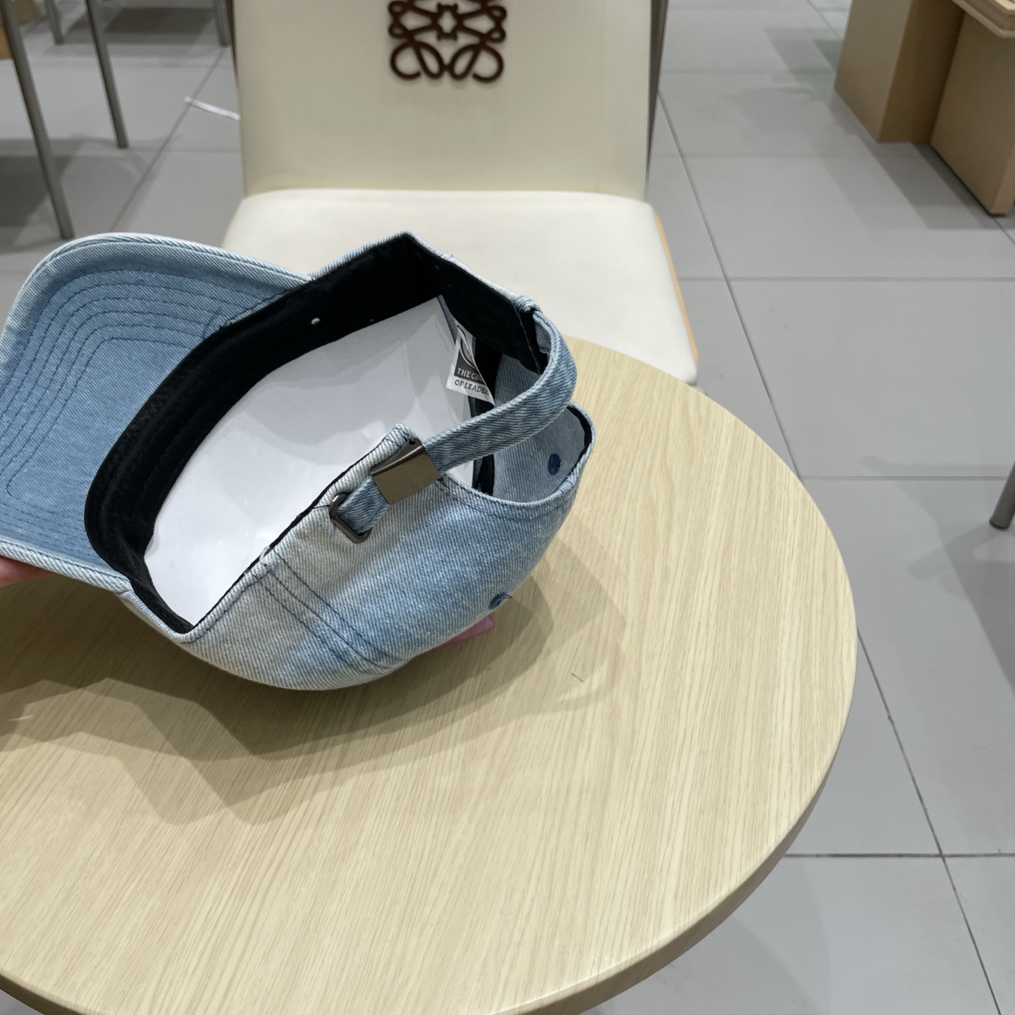  LV路易威登官网同步高版本 新款牛仔棒球帽🧢
火爆技术升级，洗水牛仔风街头风十足
更符合现在时尚小哥哥