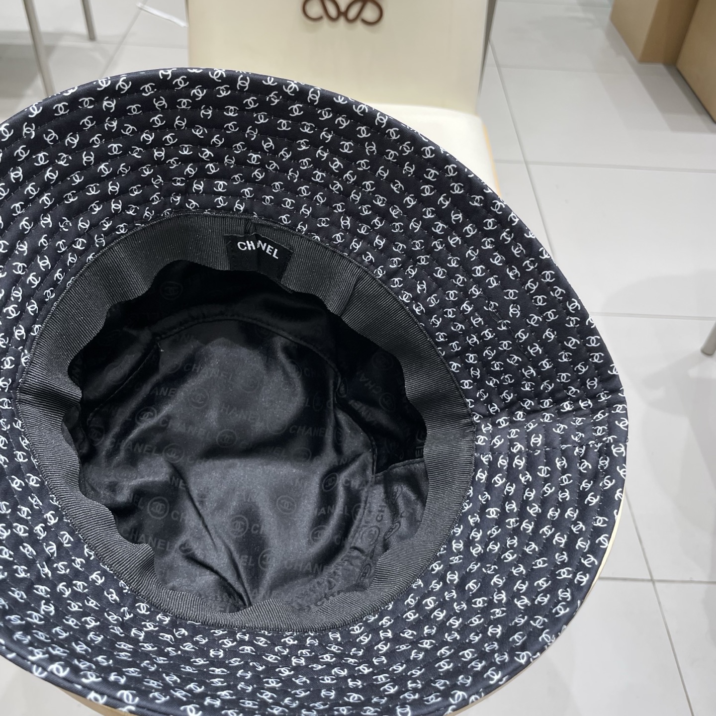  Chanel香奈儿渔夫帽，头围57cm