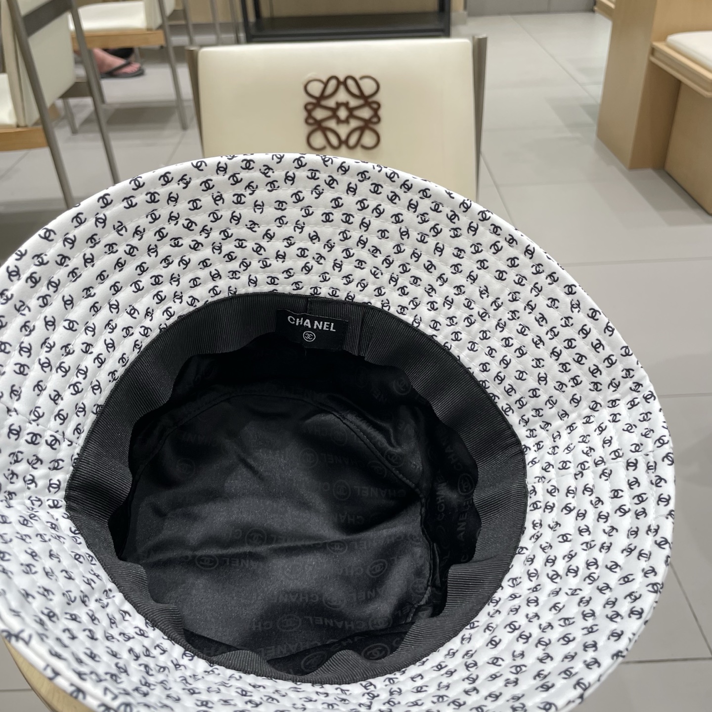  Chanel香奈儿渔夫帽，头围57cm