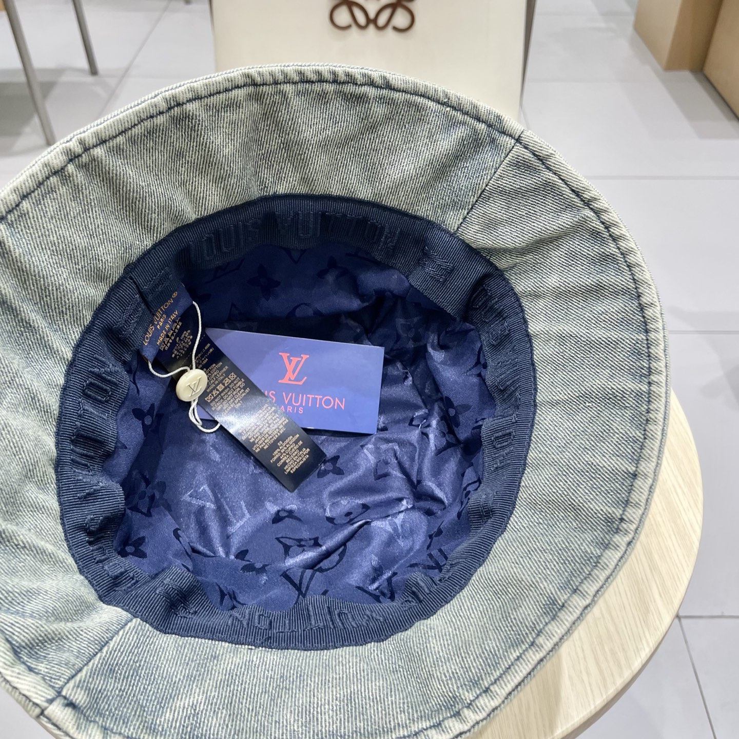  LV路易威登新款牛仔渔夫帽，头围57cm 男女通用