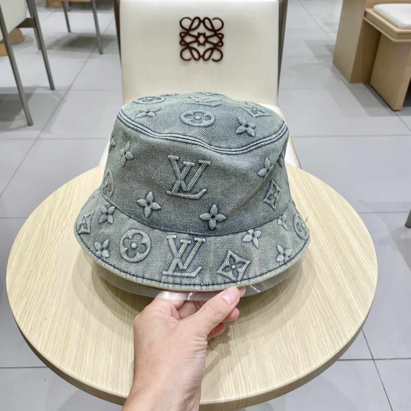  LV路易威登新款牛仔渔夫帽，头围57cm 男女通用