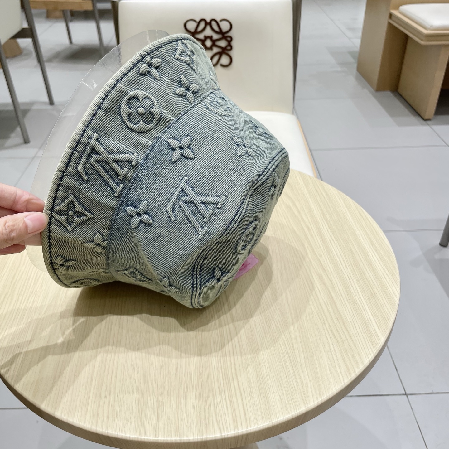  LV路易威登新款牛仔渔夫帽，头围57cm 男女通用