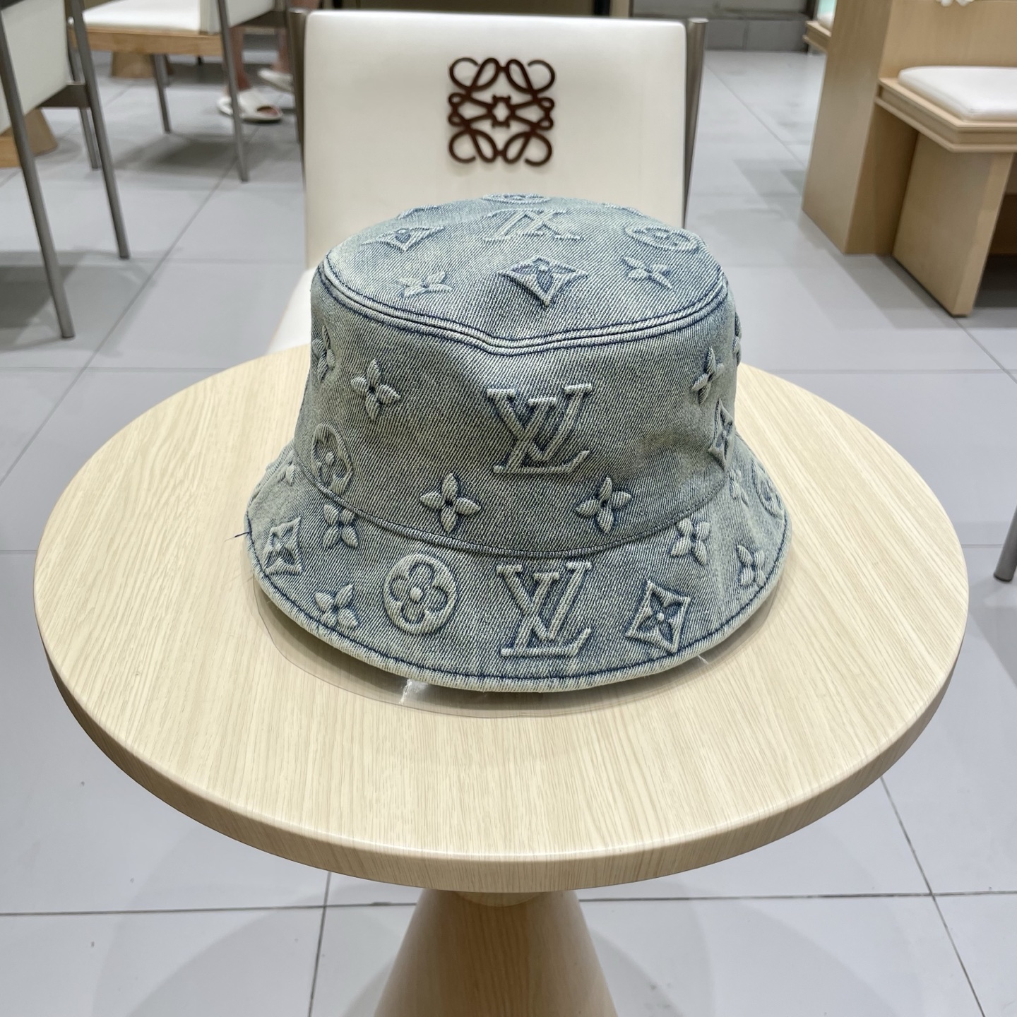  LV路易威登新款牛仔渔夫帽，头围57cm 男女通用