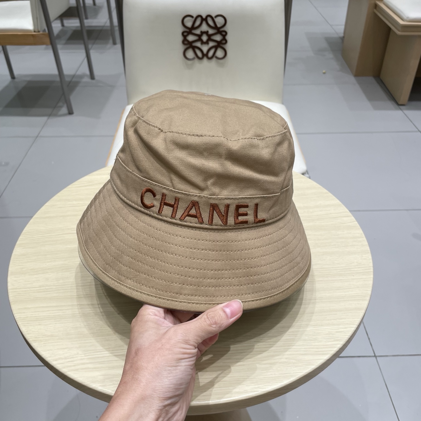 香奈儿CHANEL 新品渔夫帽，小香经典简约，时尚休闲设计