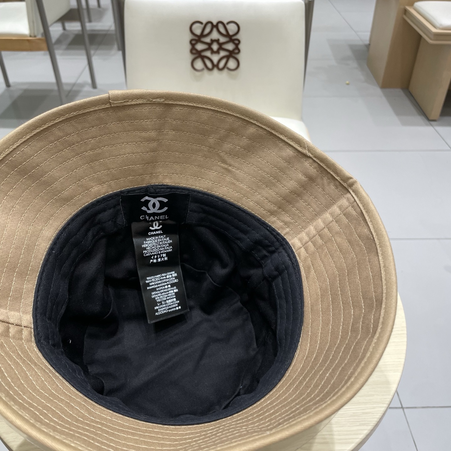 香奈儿CHANEL 新品渔夫帽，小香经典简约，时尚休闲设计