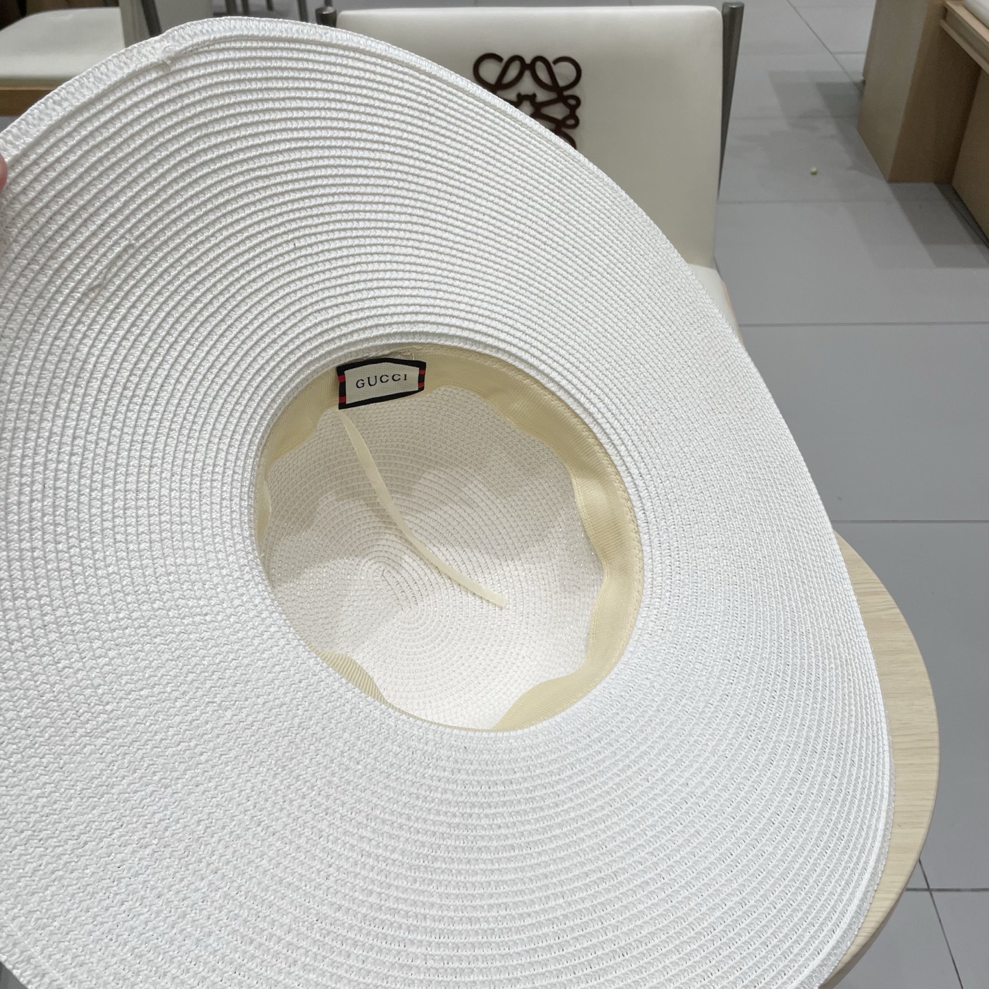 Gucci古奇新款圆顶大帽檐草帽，，帽型超赞