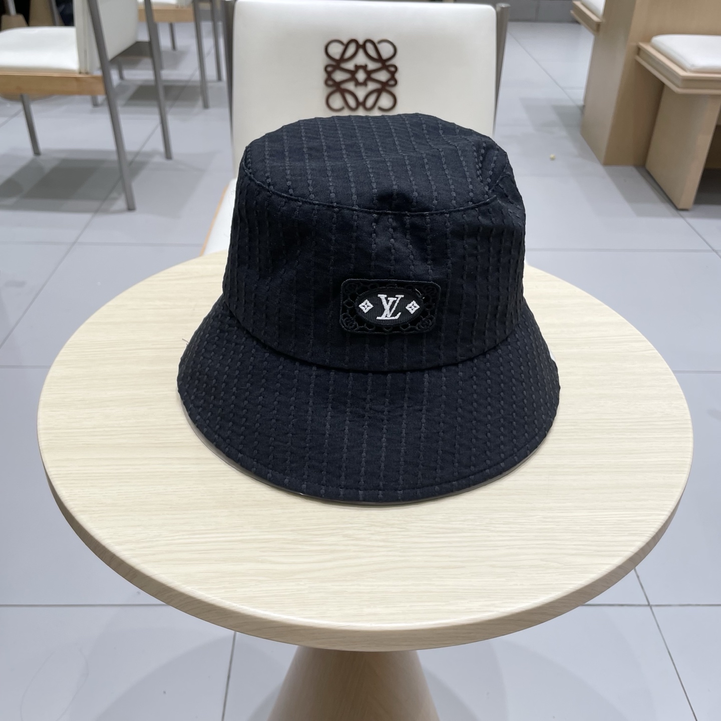 NO:350567,LV Louis Vuitton new fisherman hat, early autumn sun hat, light and easy to carry, head circumference 57cm hat, straw hat, fisherman hat, baseball hat, hat, louis vuitton, louis vuitton, espadrilles, hatsLV路易威登新款渔夫帽,早秋遮阳帽,轻盈方便携带,头围57cm帽子草帽渔夫帽棒球帽,帽子,louis vuitton,louis vuitton,espadrilles,hats,hat