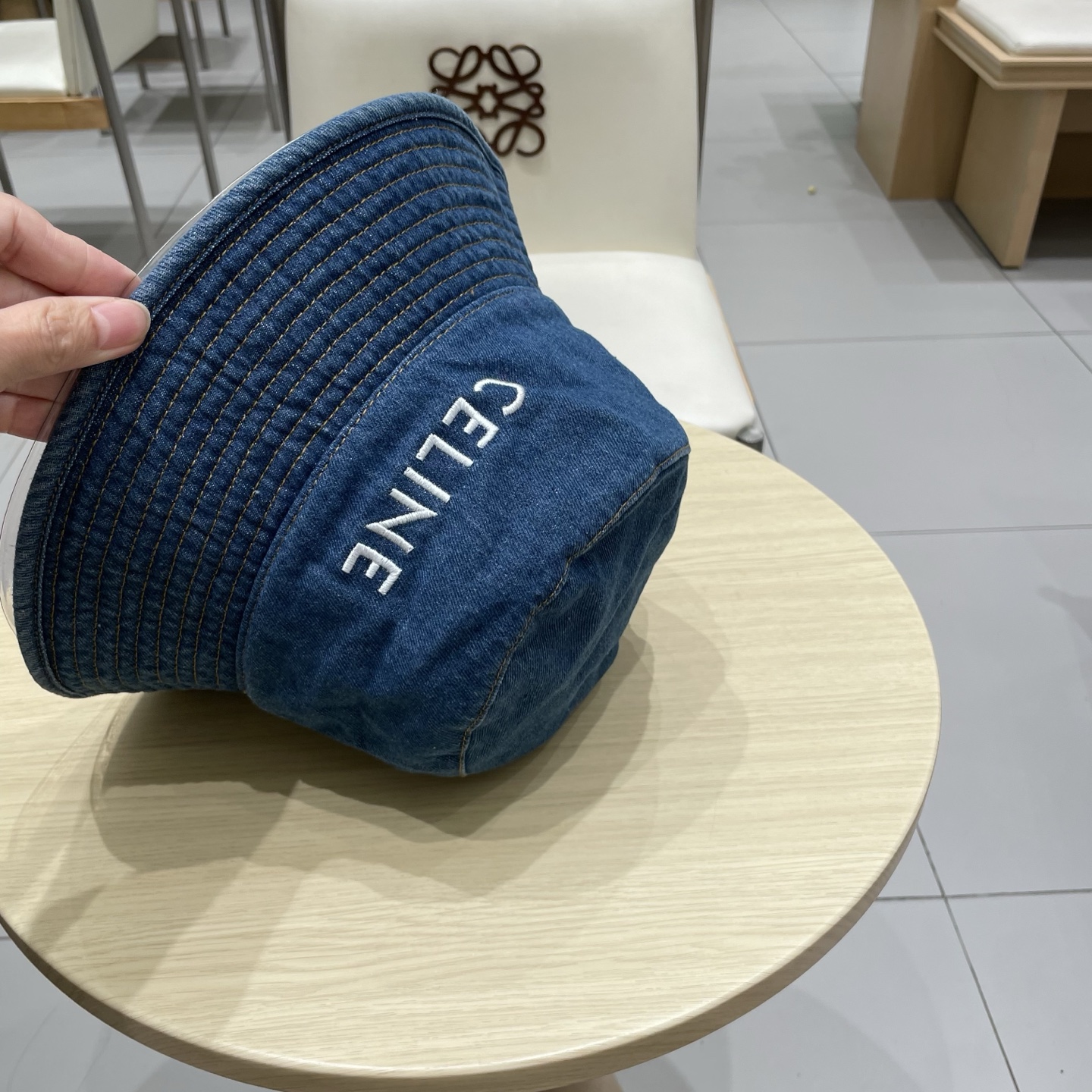   塞琳Celine凯旋门高版本牛仔渔夫帽大头围盆帽韩版百搭户外