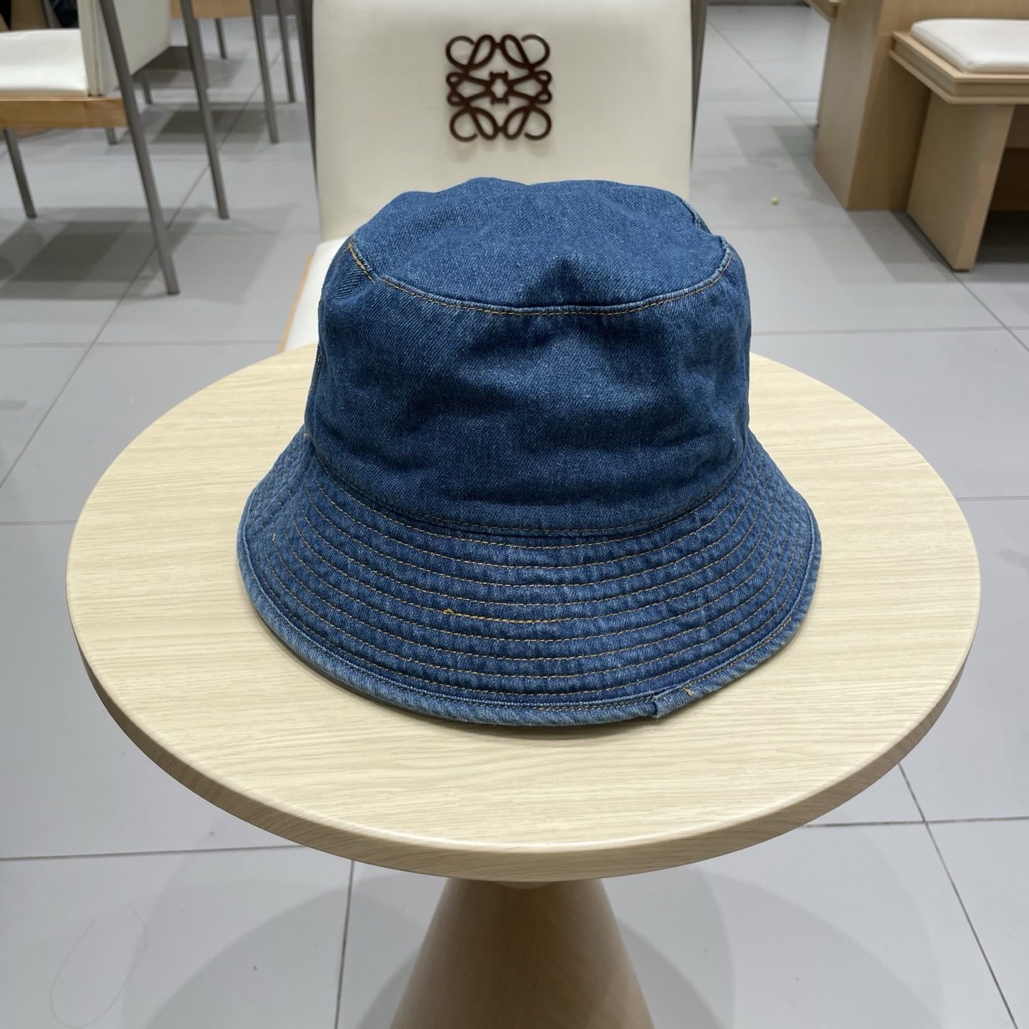   塞琳Celine凯旋门高版本牛仔渔夫帽大头围盆帽韩版百搭户外