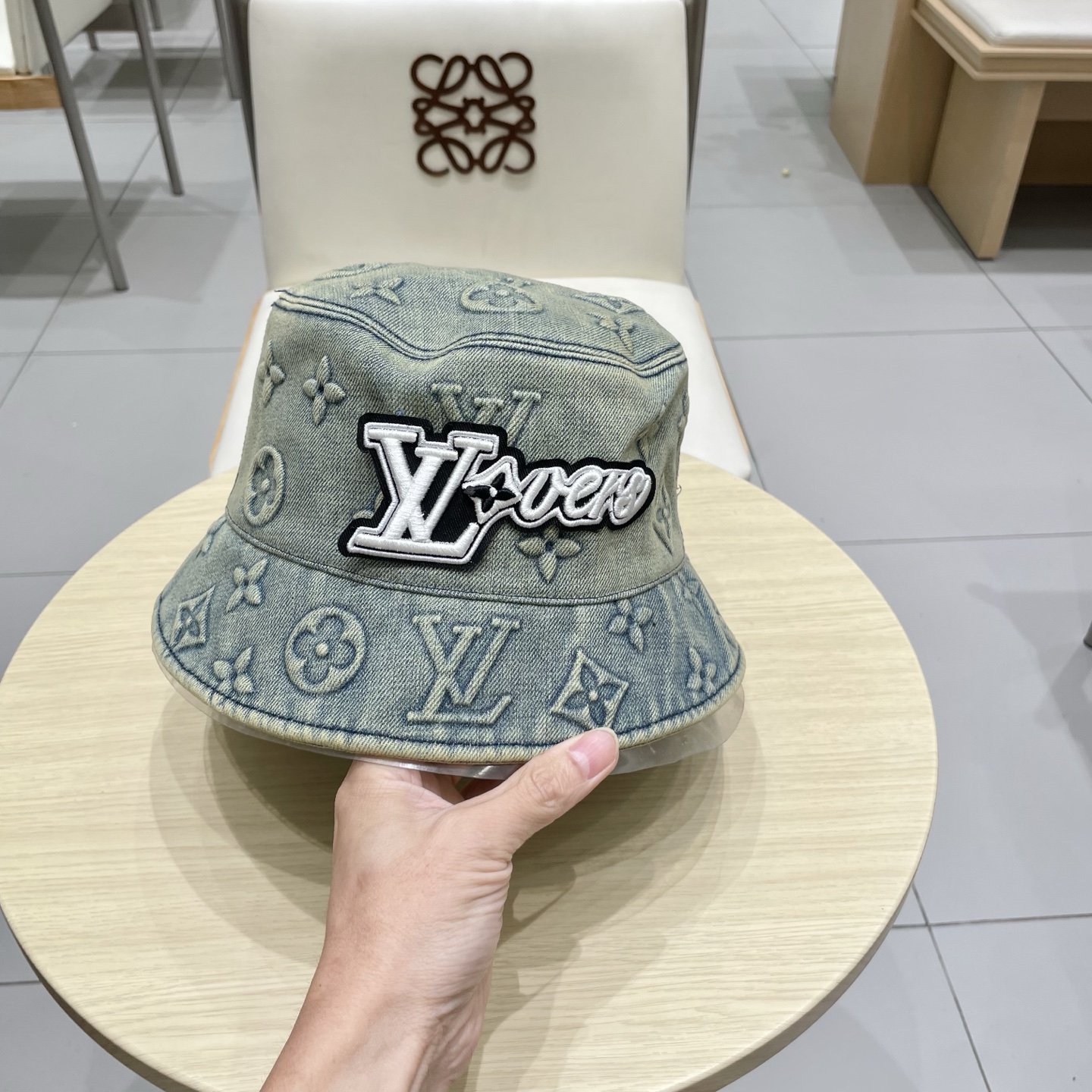 LV路易威登新款牛仔渔夫帽，头围57cm 男女通用