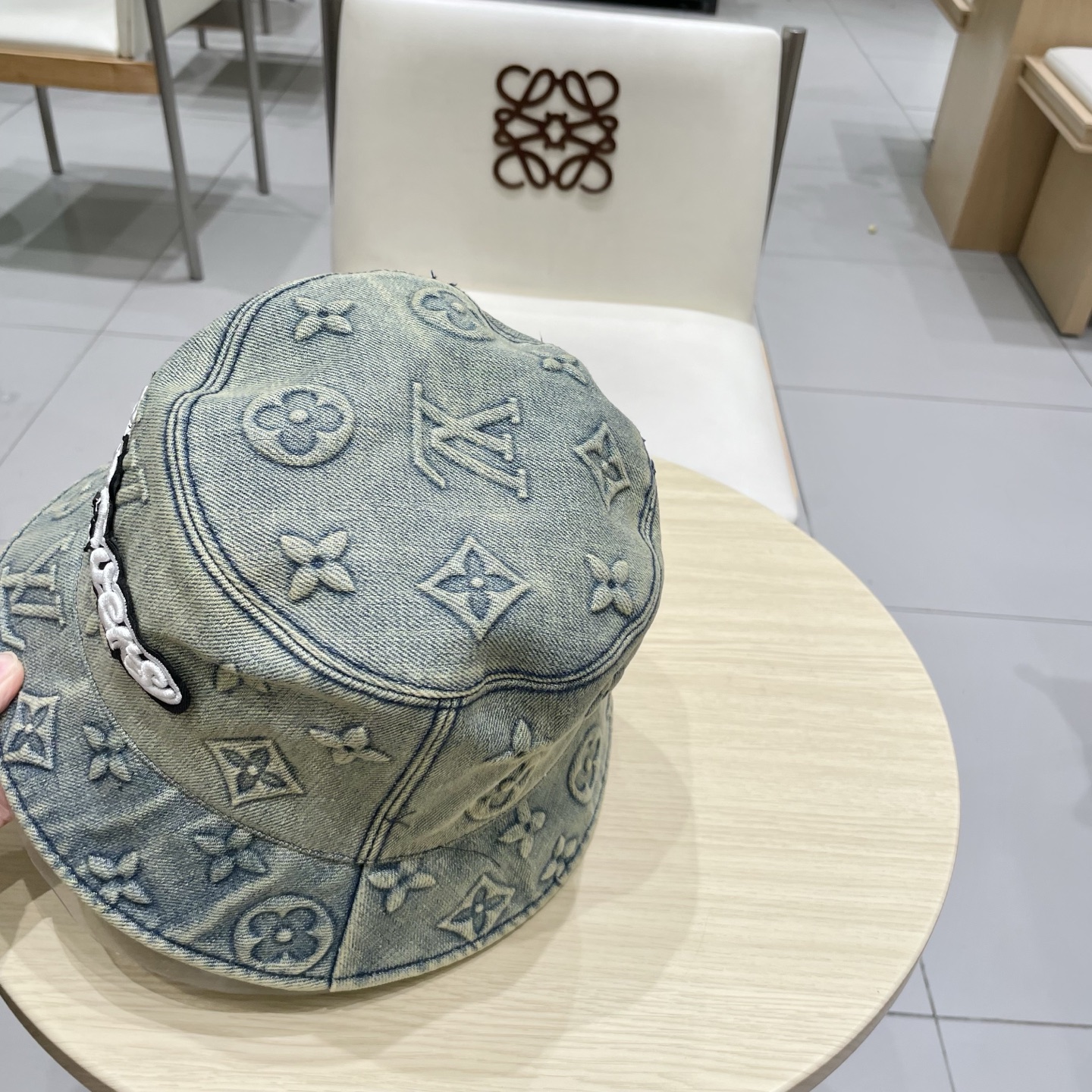 LV路易威登新款牛仔渔夫帽，头围57cm 男女通用