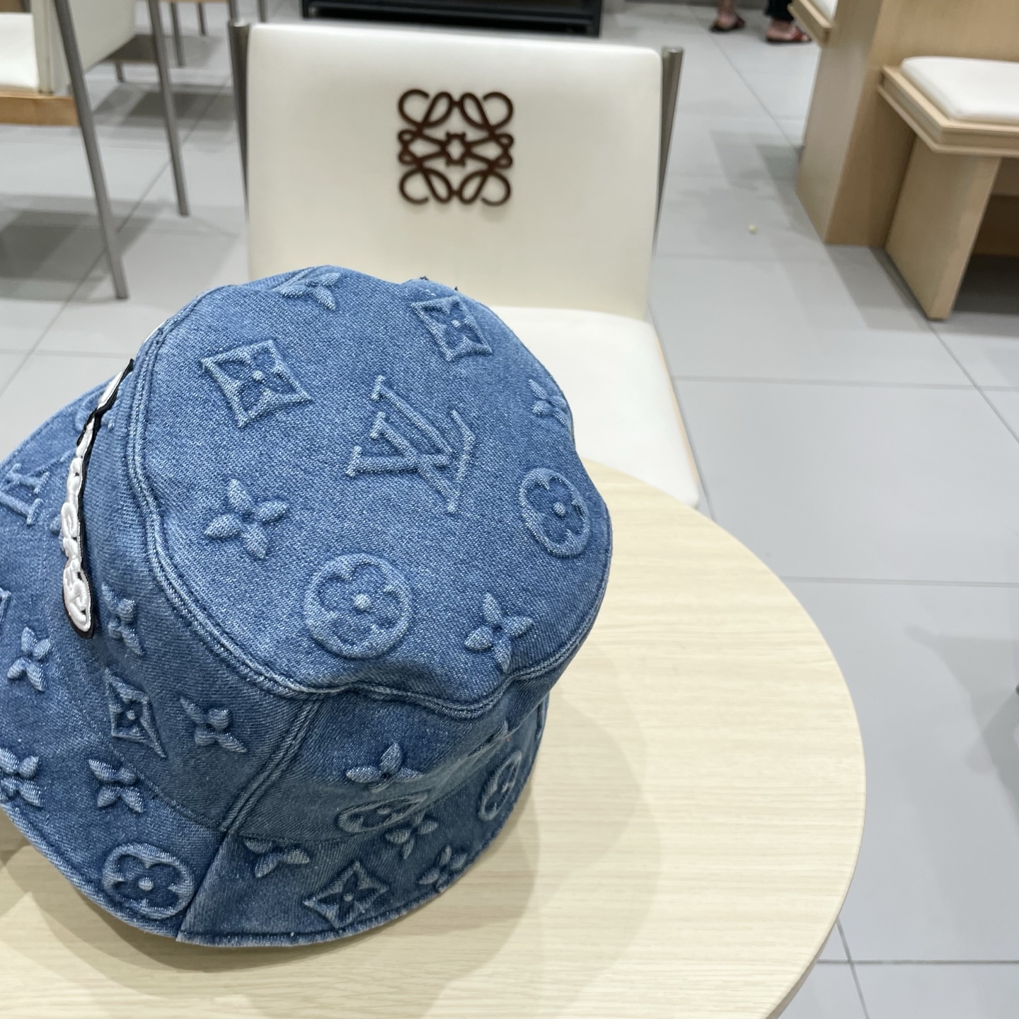 LV路易威登新款牛仔渔夫帽，头围57cm 男女通用