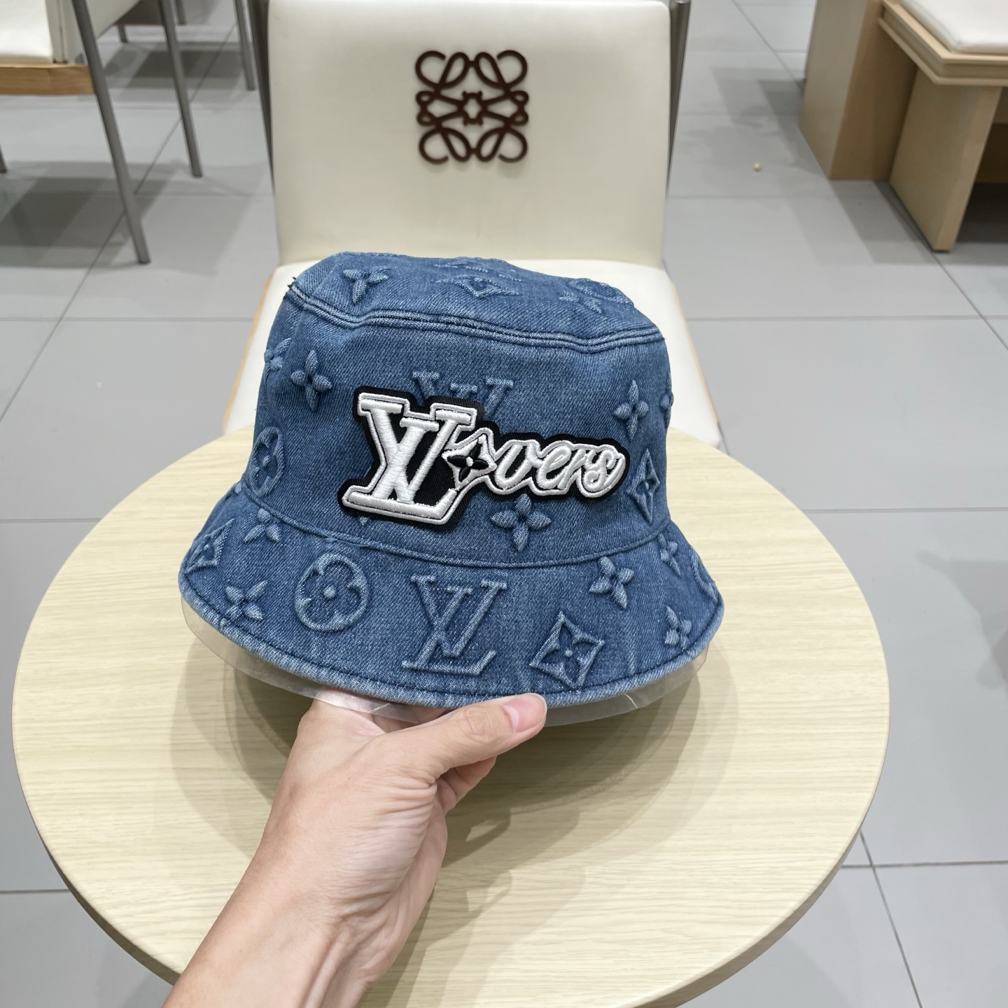 LV路易威登新款牛仔渔夫帽，头围57cm 男女通用