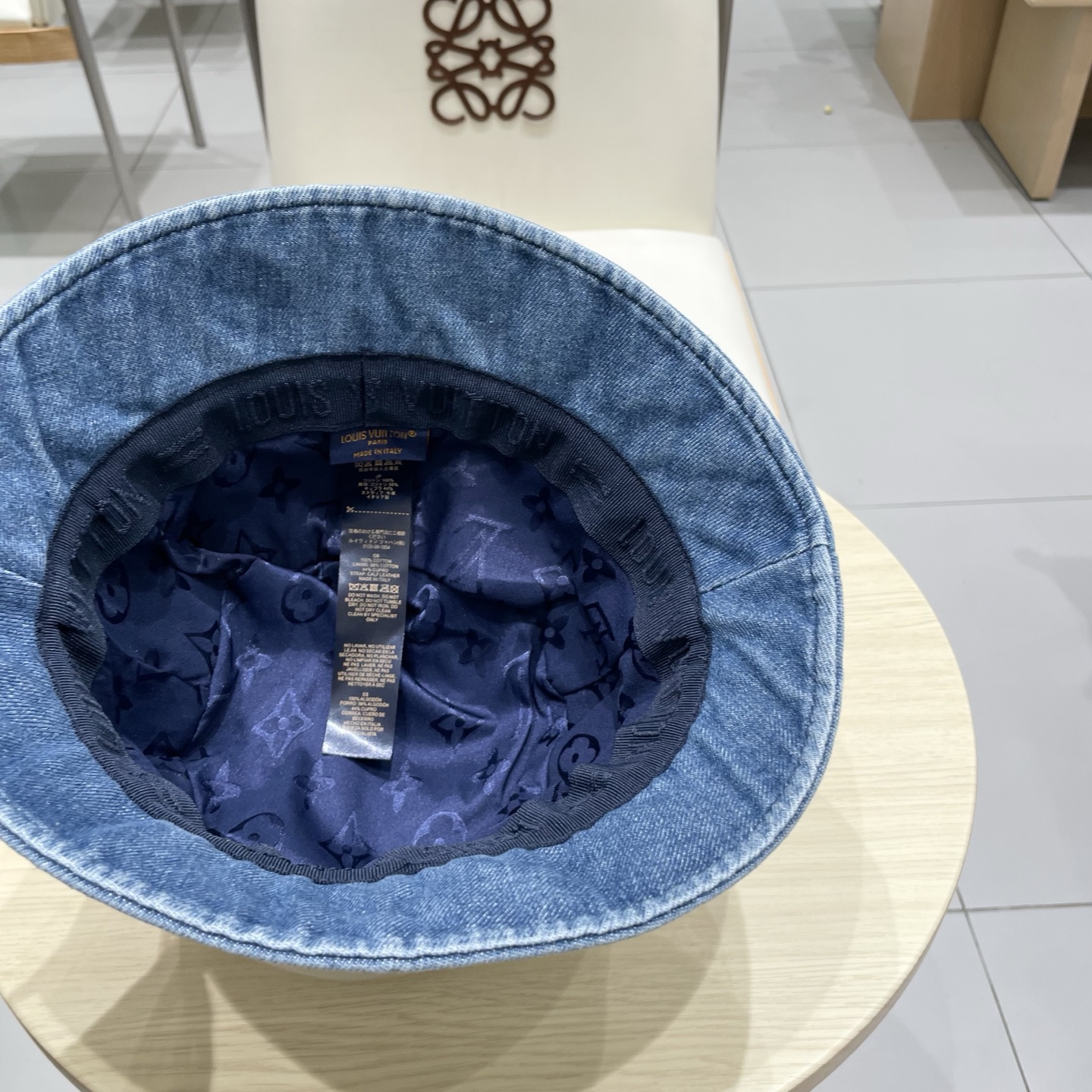 LV路易威登新款牛仔渔夫帽，头围57cm 男女通用