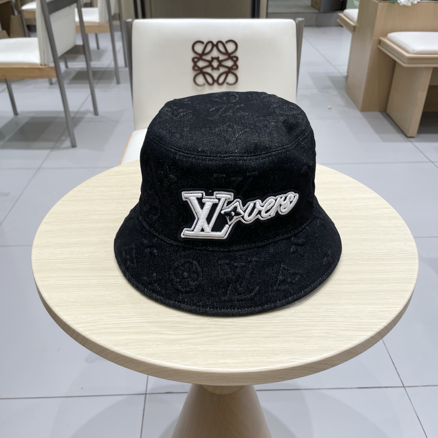 NO:350713,LV Louis Vuitton new denim fisherman hat, head circumference 57cm men and women universal hat straw hat fisherman hat baseball hat, hat, louis vuitton, louis vuitton, espadrilles,hatsLV路易威登新款牛仔渔夫帽,头围57cm 男女通用帽子草帽渔夫帽棒球帽,帽子,louis vuitton,louis vuitton,espadrilles,hats,hat