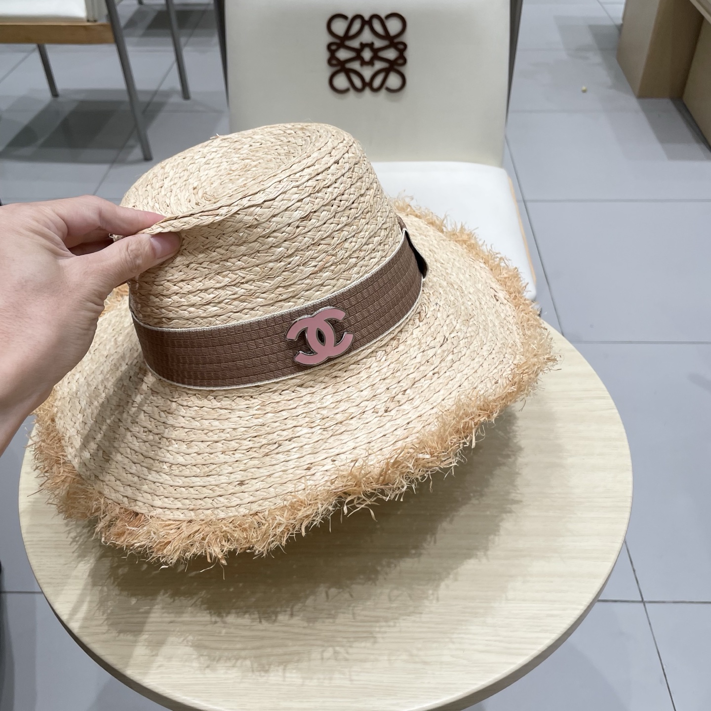 Chanel香奈儿拉菲草帽，沙滩大檐帽，头围57cm