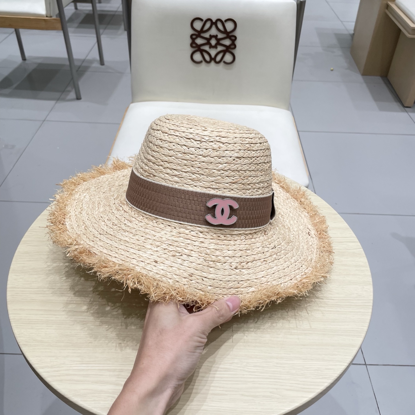Chanel香奈儿拉菲草帽，沙滩大檐帽，头围57cm