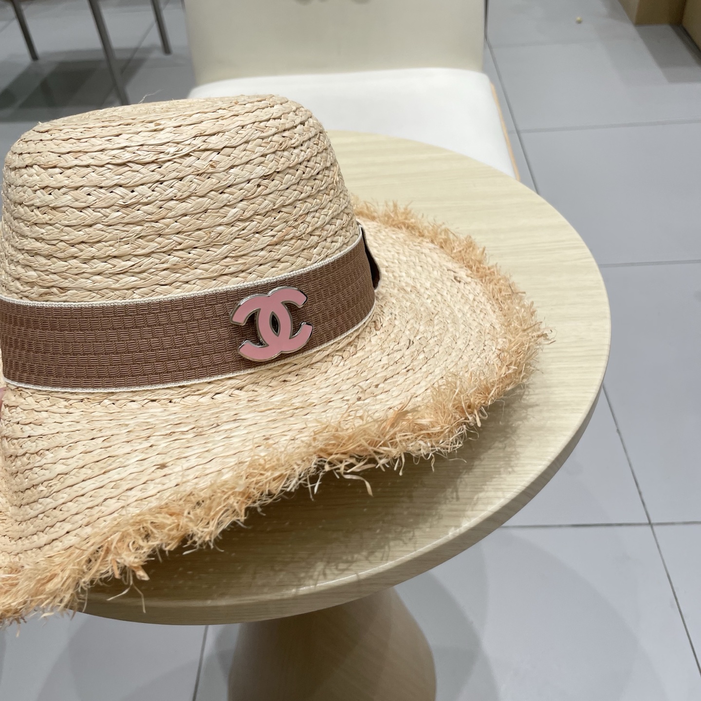 Chanel香奈儿拉菲草帽，沙滩大檐帽，头围57cm