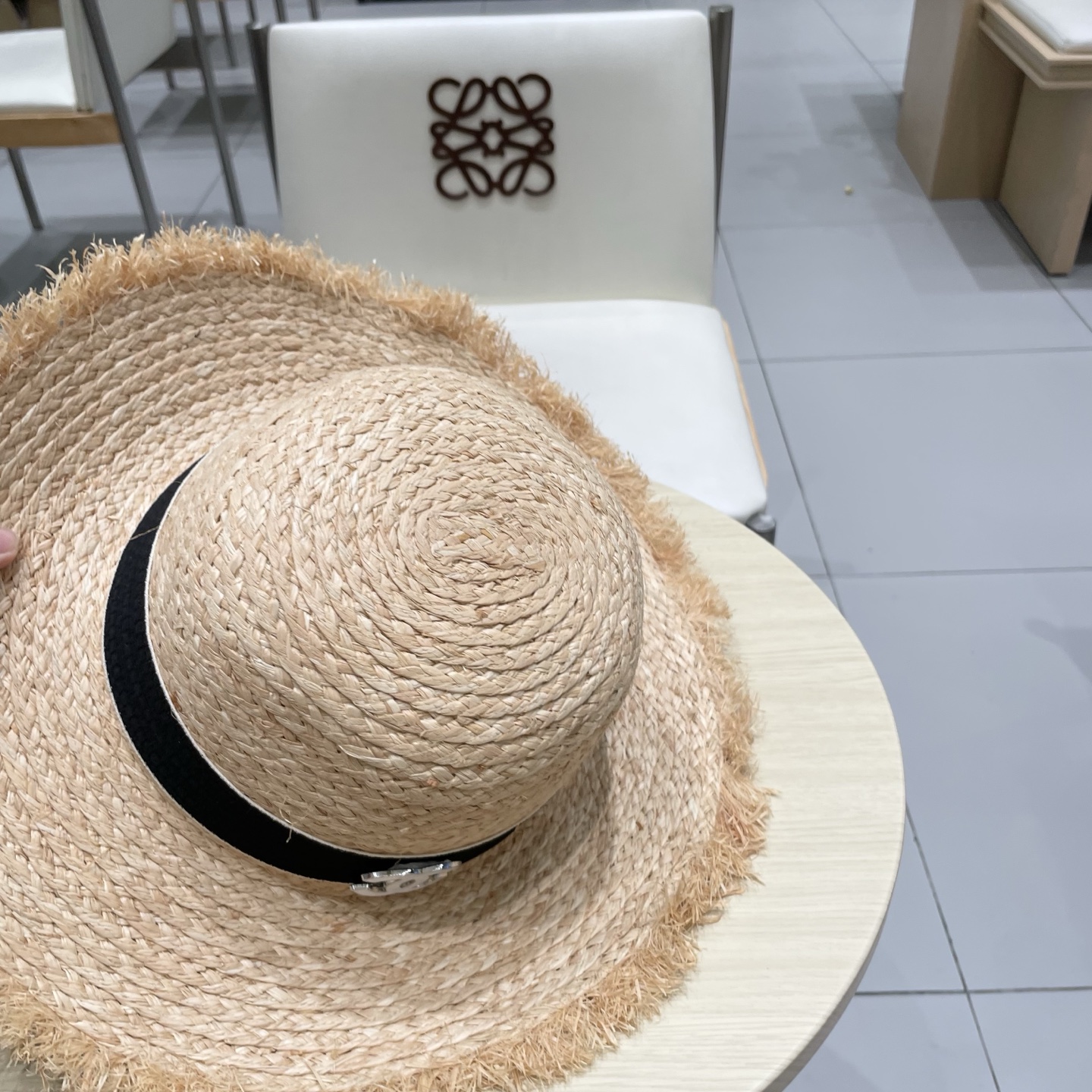 Chanel香奈儿拉菲草帽，沙滩大檐帽，头围57cm