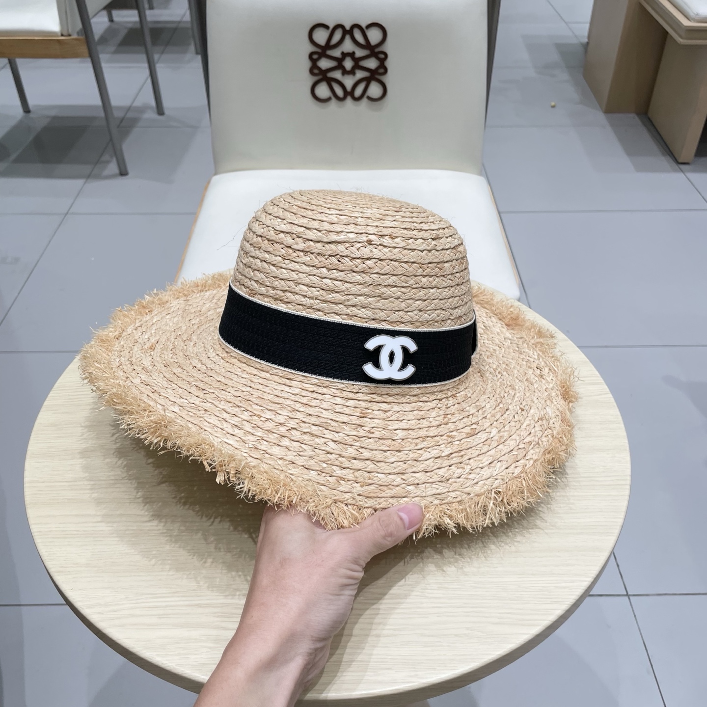 Chanel香奈儿拉菲草帽，沙滩大檐帽，头围57cm