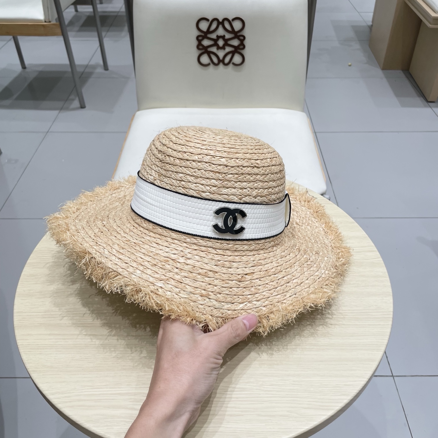 Chanel香奈儿拉菲草帽，沙滩大檐帽，头围57cm