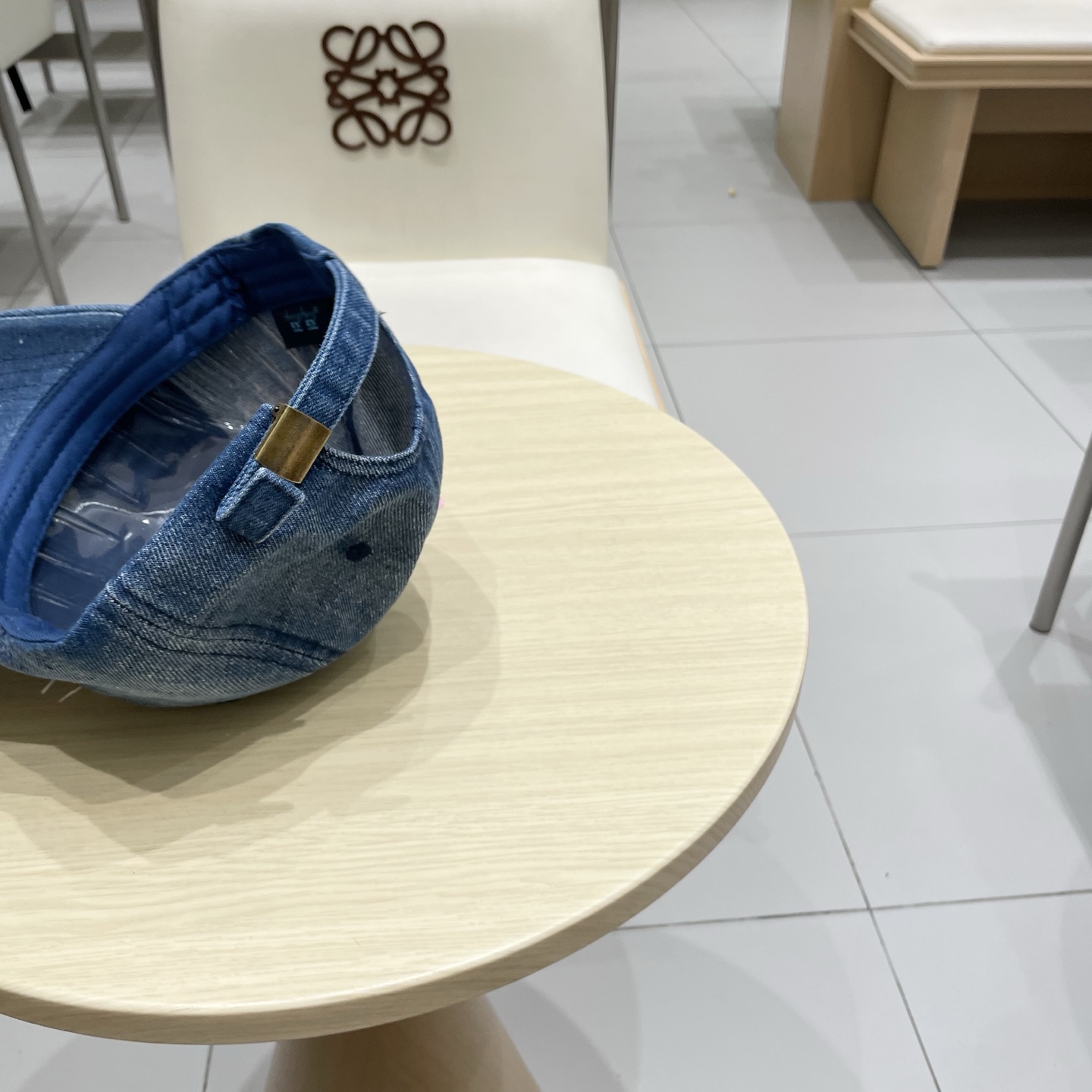 LV路易威登 新款牛仔棒球帽🧢火爆技术升级，牛仔风街头风十足更符合现在时尚小哥哥小姐姐的style，机场