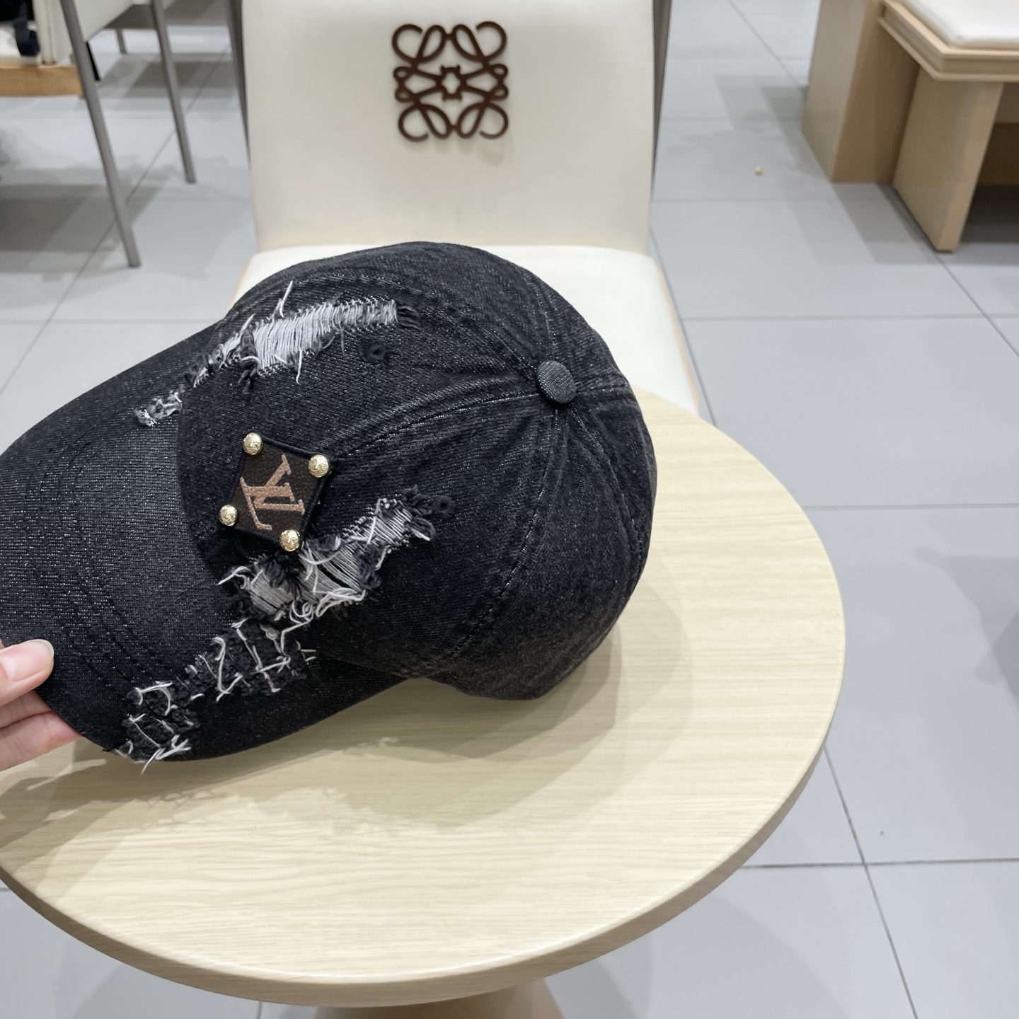 LV路易威登 新款牛仔棒球帽🧢火爆技术升级，牛仔风街头风十足更符合现在时尚小哥哥小姐姐的style，机场