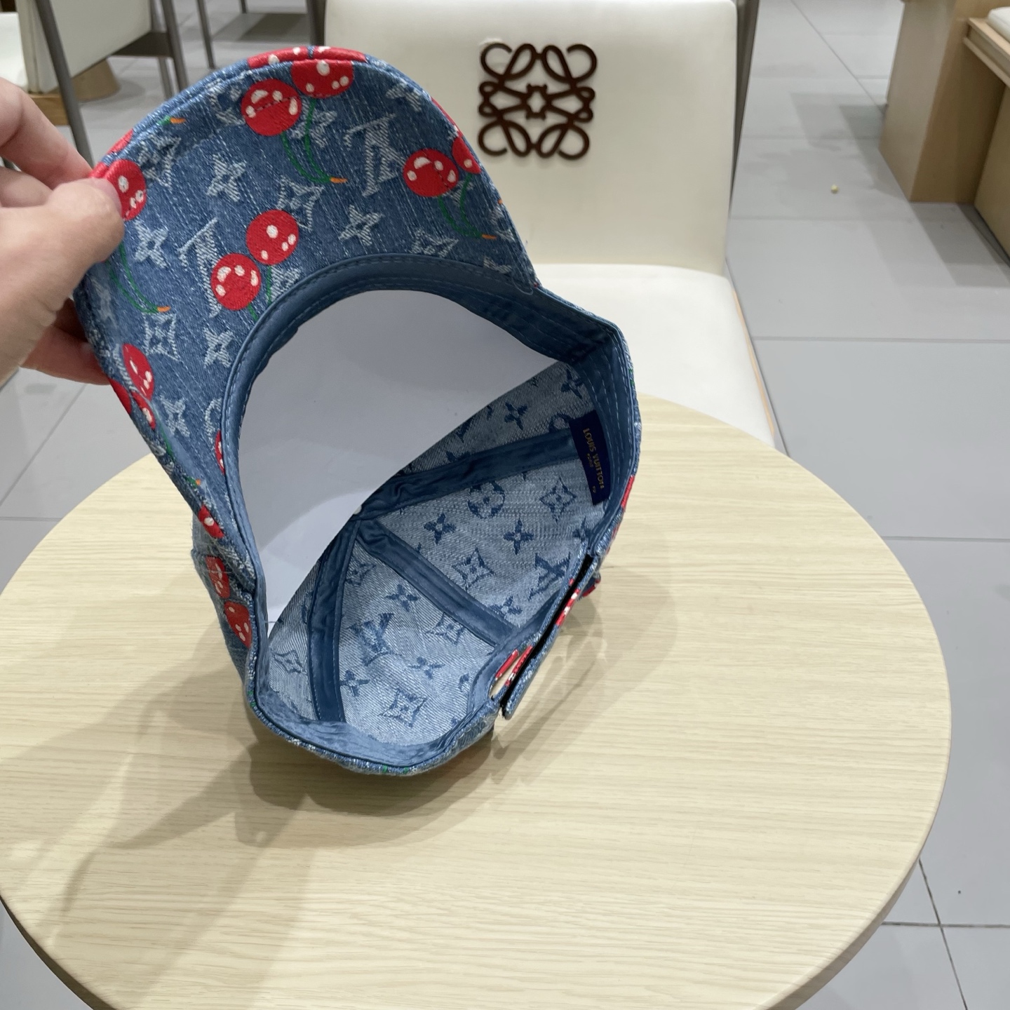 棒球帽 渔夫帽 LV牛仔渔夫帽，头围57cm