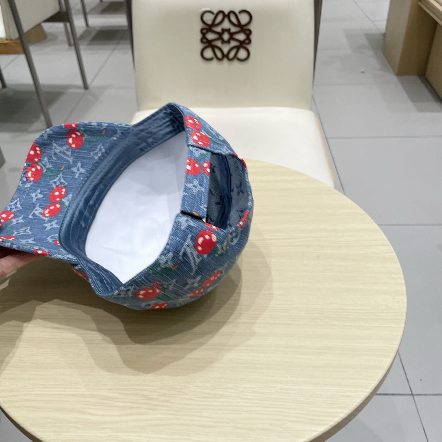 棒球帽 渔夫帽 LV牛仔渔夫帽，头围57cm