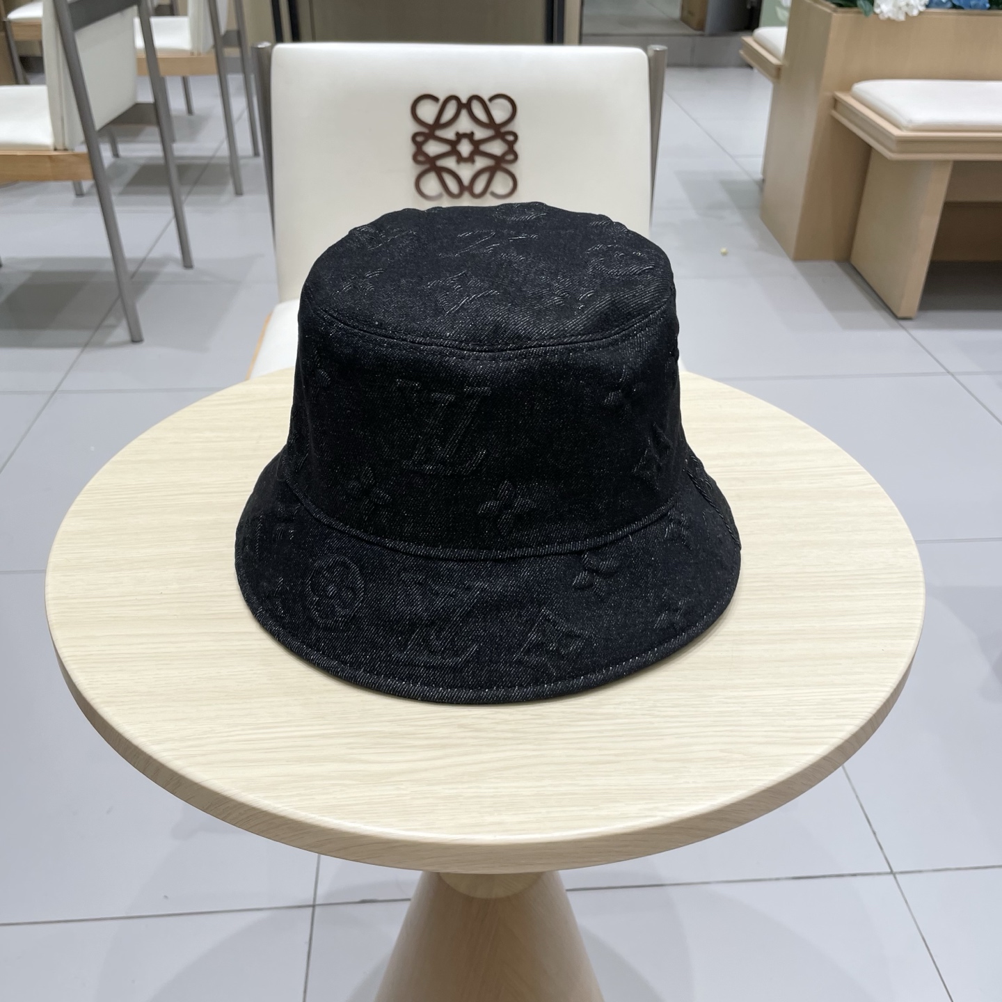 LV 路易威登新款渔夫帽，头围57cm