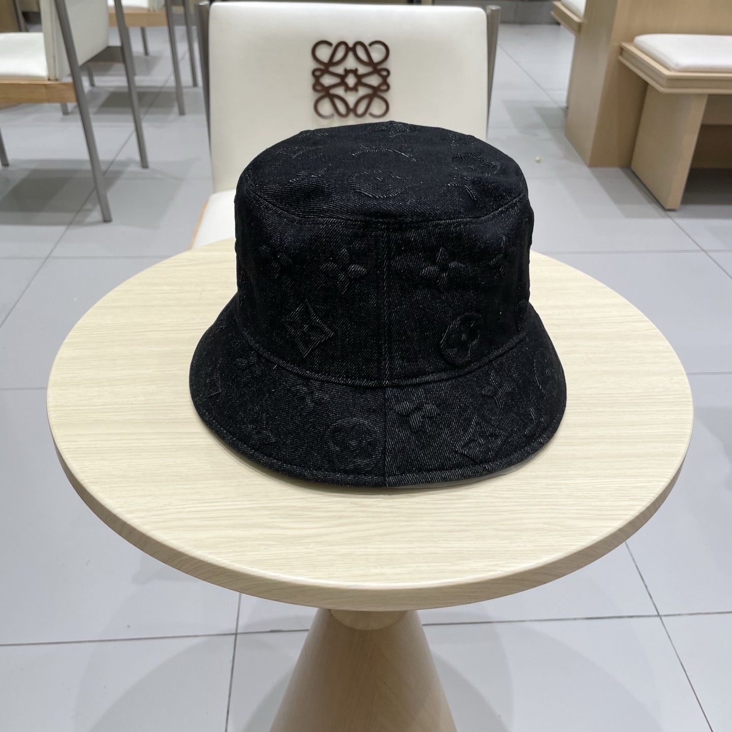 LV 路易威登新款渔夫帽，头围57cm