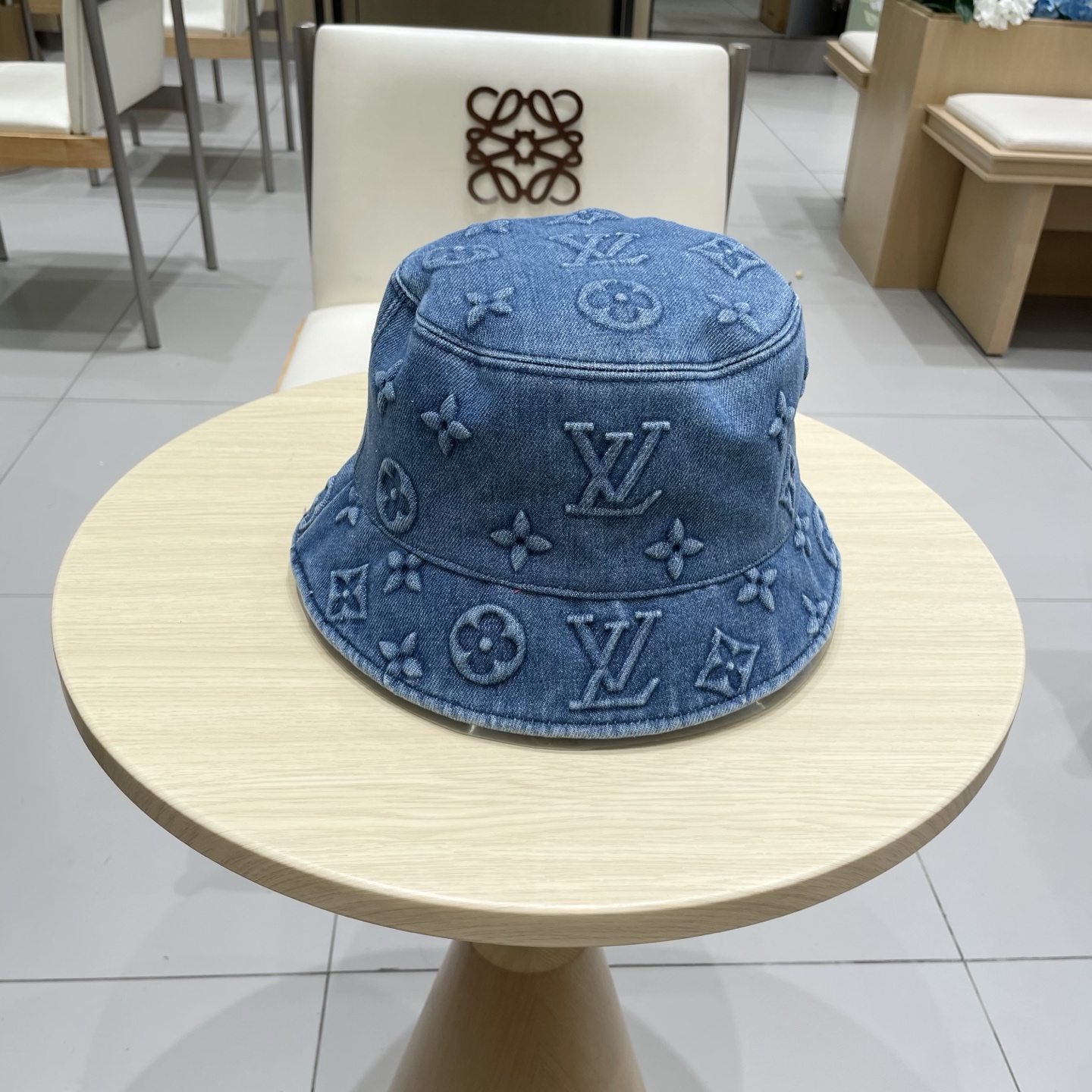 LV 路易威登新款渔夫帽，头围57cm