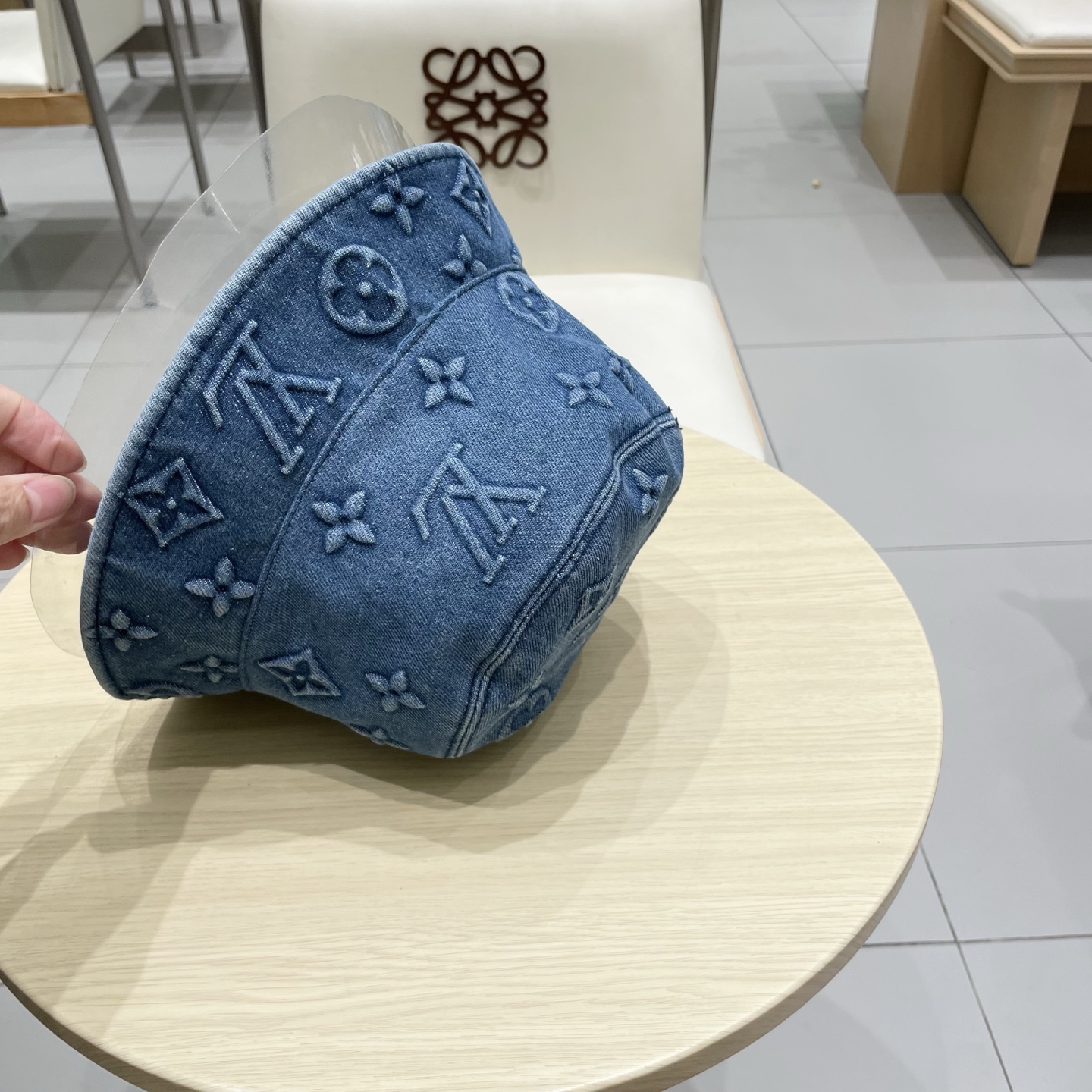 LV 路易威登新款渔夫帽，头围57cm