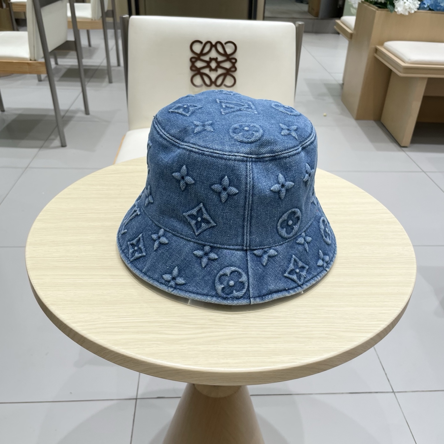 LV 路易威登新款渔夫帽，头围57cm