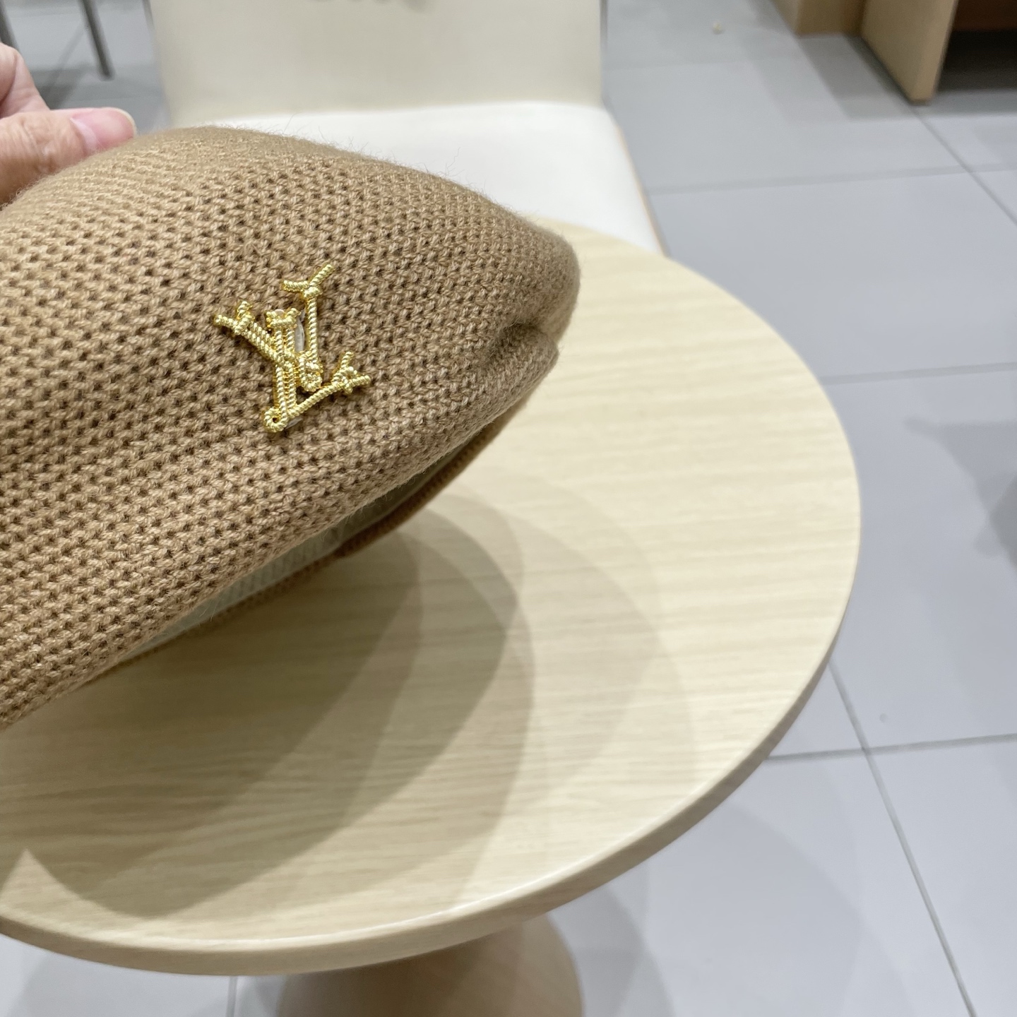 Lv路易威登纯色简约贝雷帽子女春夏季韩版显脸小透气南瓜帽百搭休闲画家帽