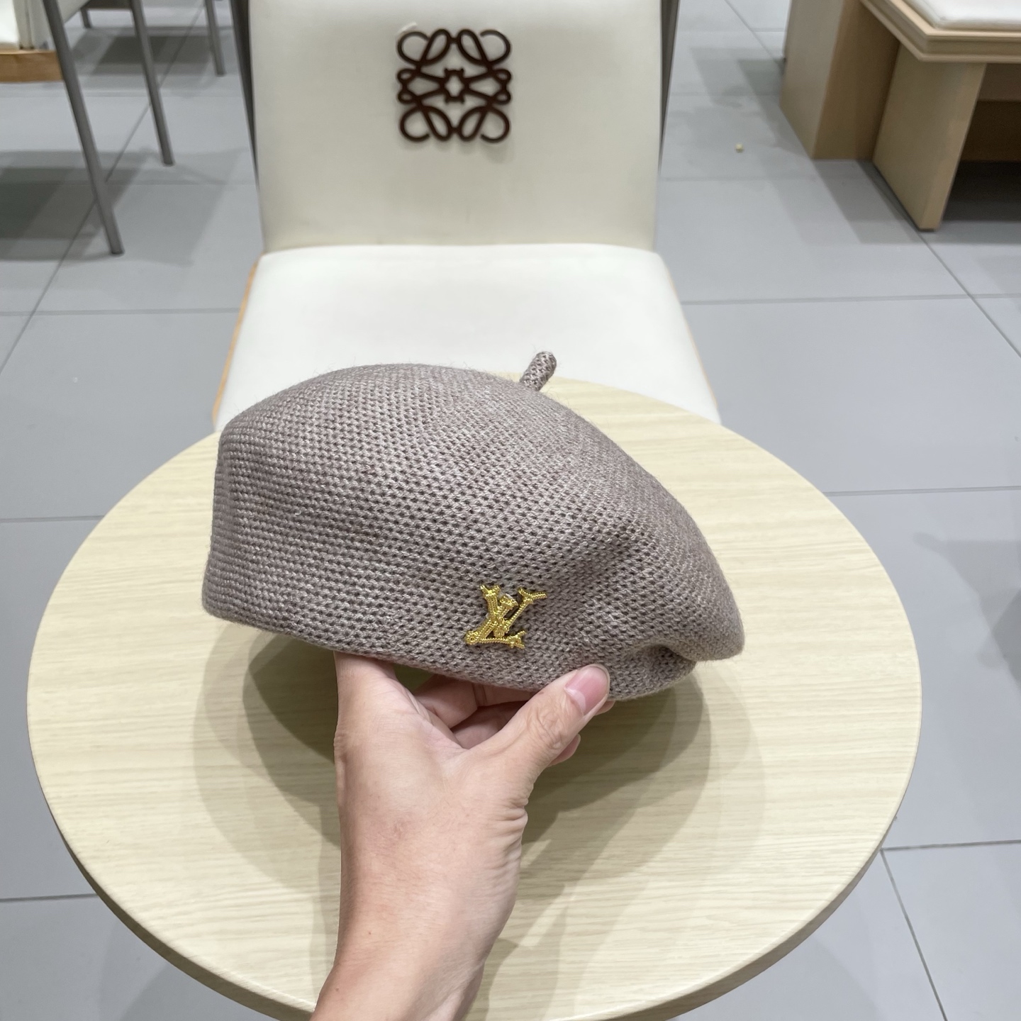 Lv路易威登纯色简约贝雷帽子女春夏季韩版显脸小透气南瓜帽百搭休闲画家帽