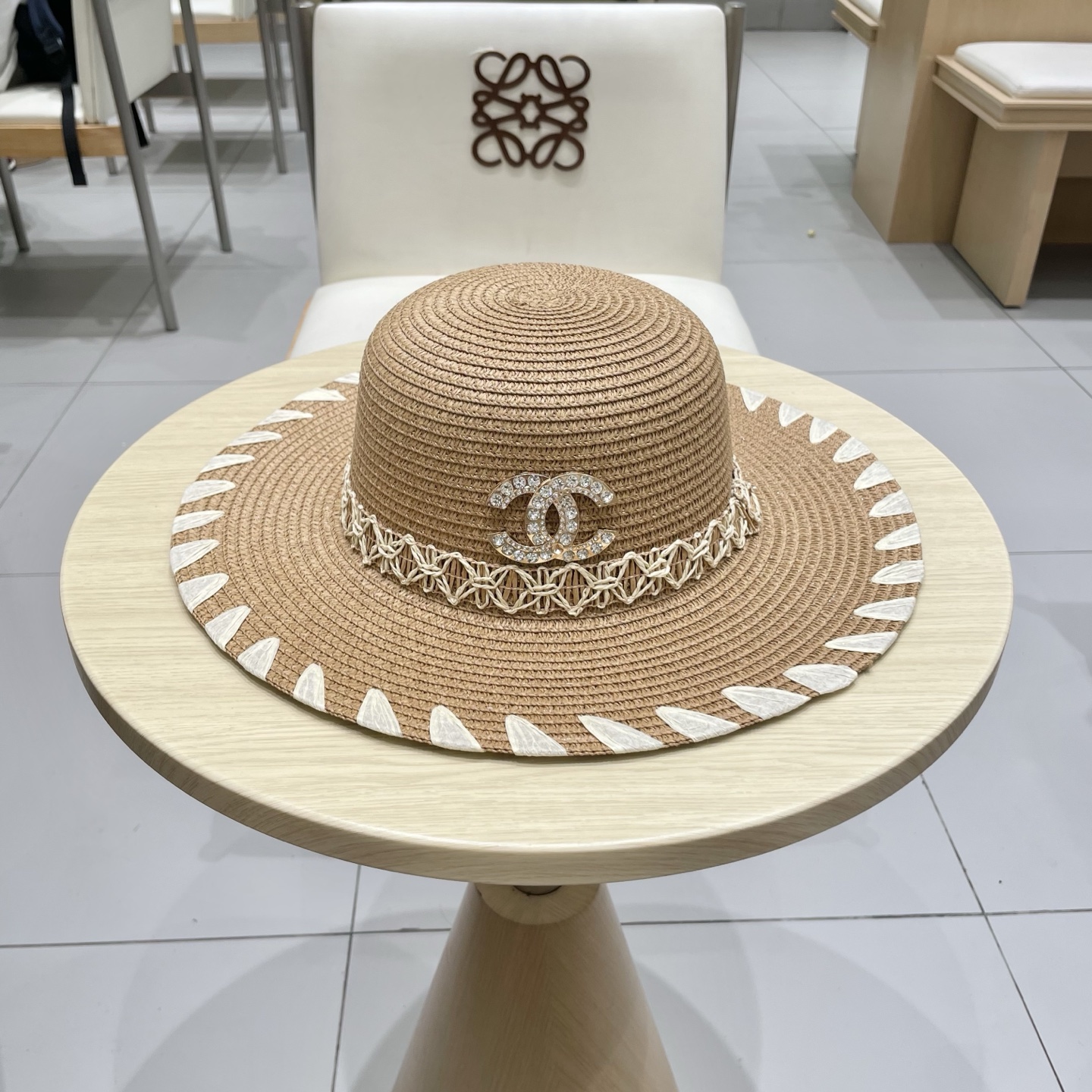 chanel香奈儿2025新款草帽大檐帽旅游度假风海边沙滩帽遮阳防晒帽女士太阳帽子