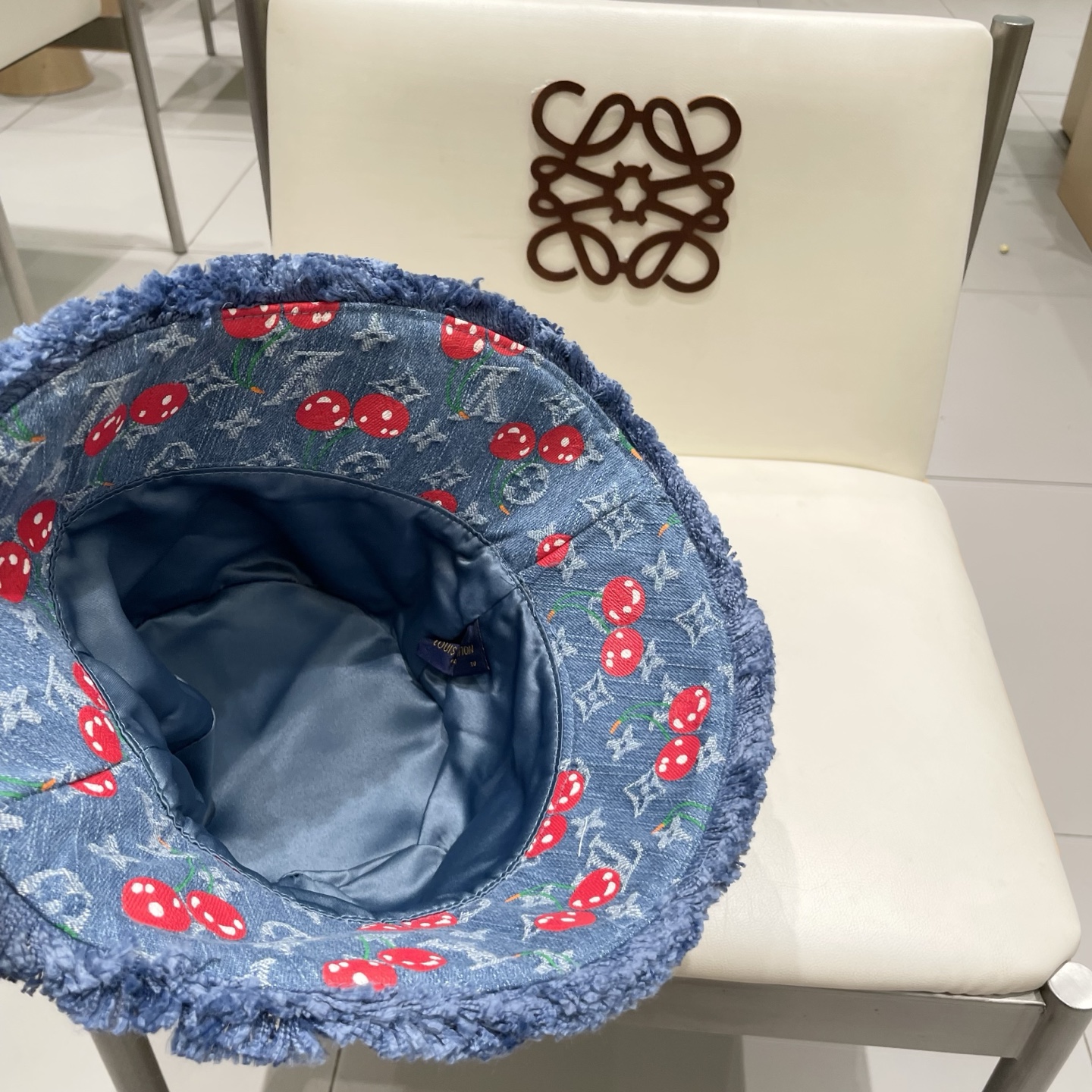 LV路易威登牛仔渔夫帽，头围57cm