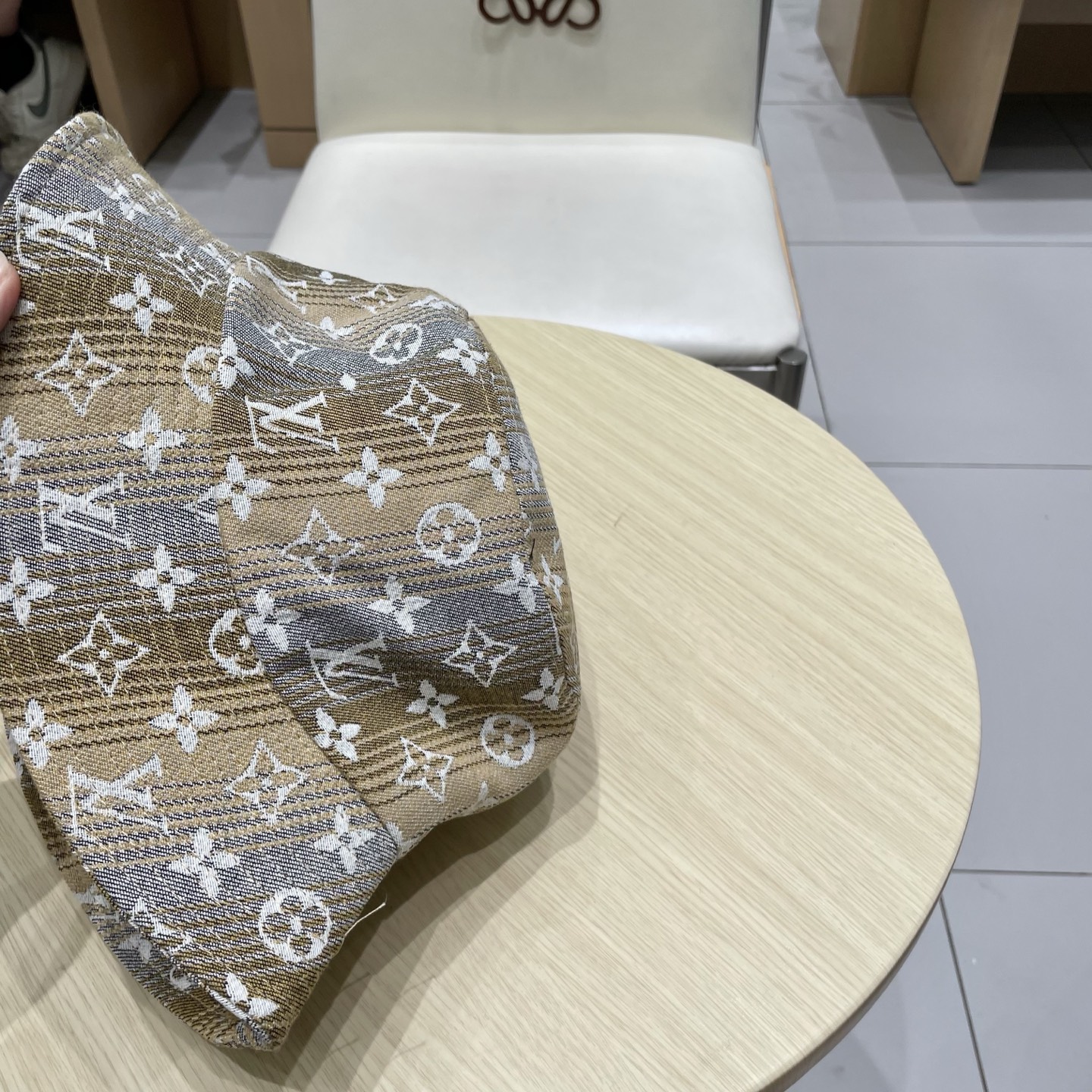  LV 路易威登新款渔夫帽，头围57cm