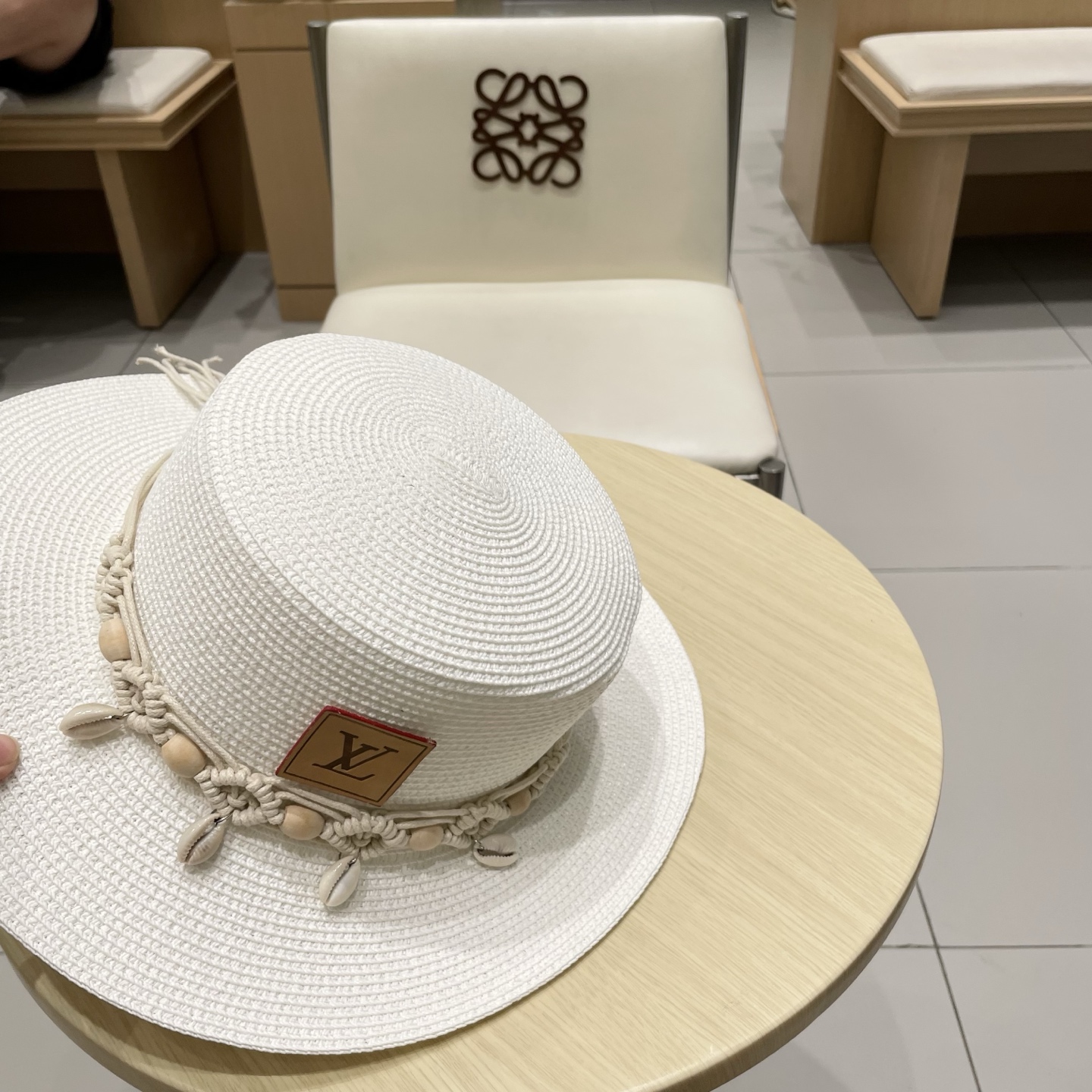 【LV路易威登】2026新款小香度假风平顶草帽，旅行必备，超好搭配，赶紧入手！