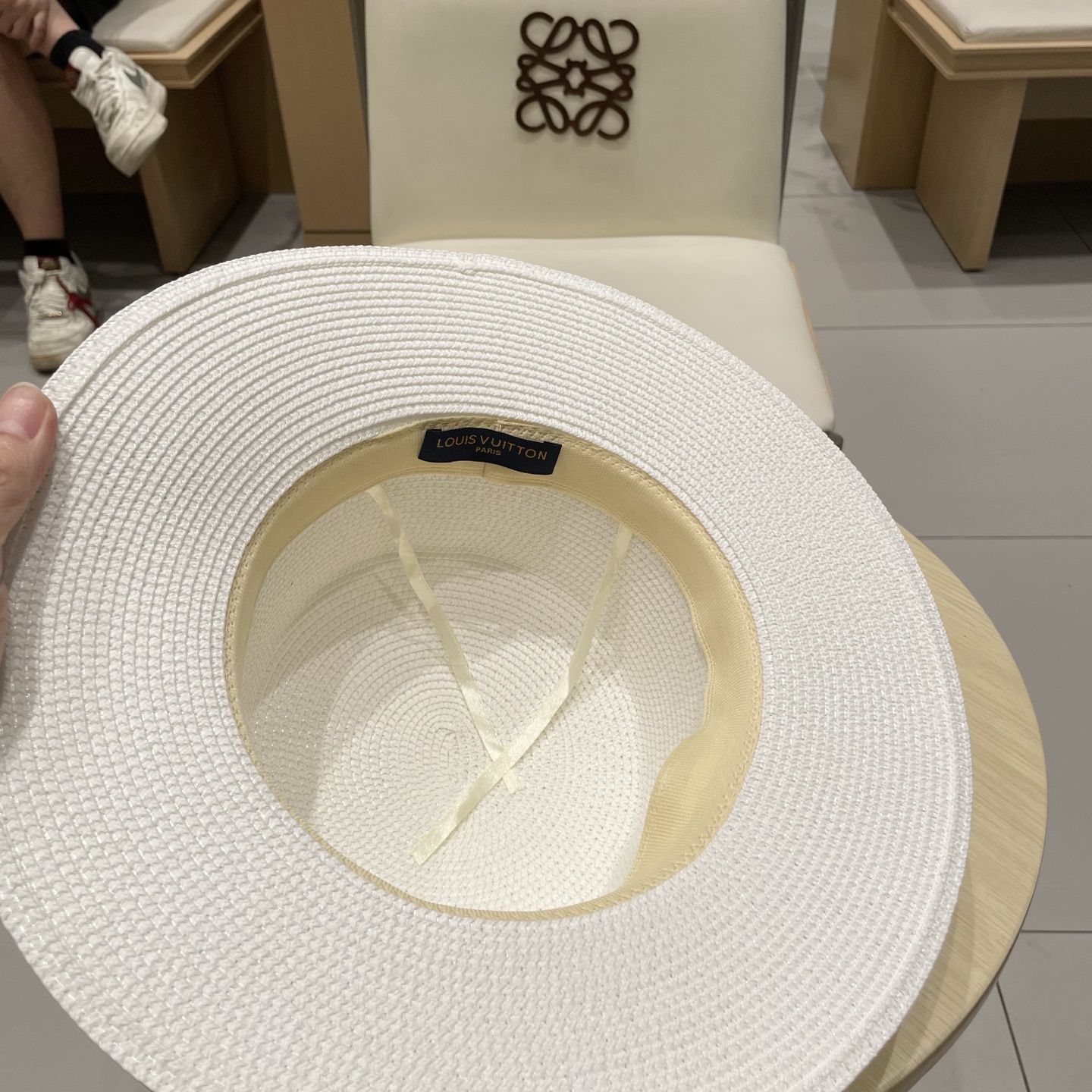 【LV路易威登】2026新款小香度假风平顶草帽，旅行必备，超好搭配，赶紧入手！