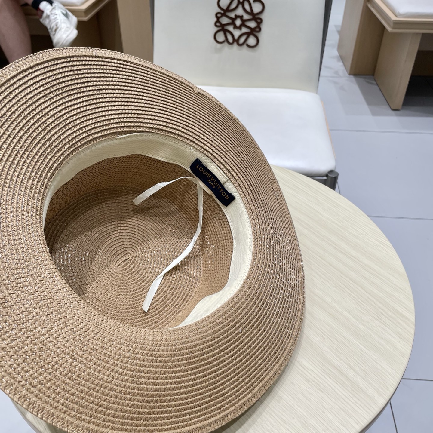 【LV路易威登】2026新款小香度假风平顶草帽，旅行必备，超好搭配，赶紧入手！