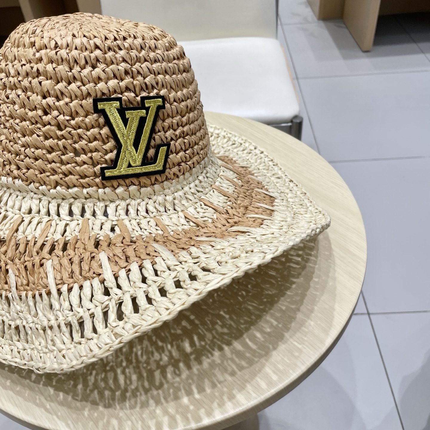  LV路易威登海边拍照度假氛围感镂空草帽女夏季遮阳大檐可折叠太阳帽