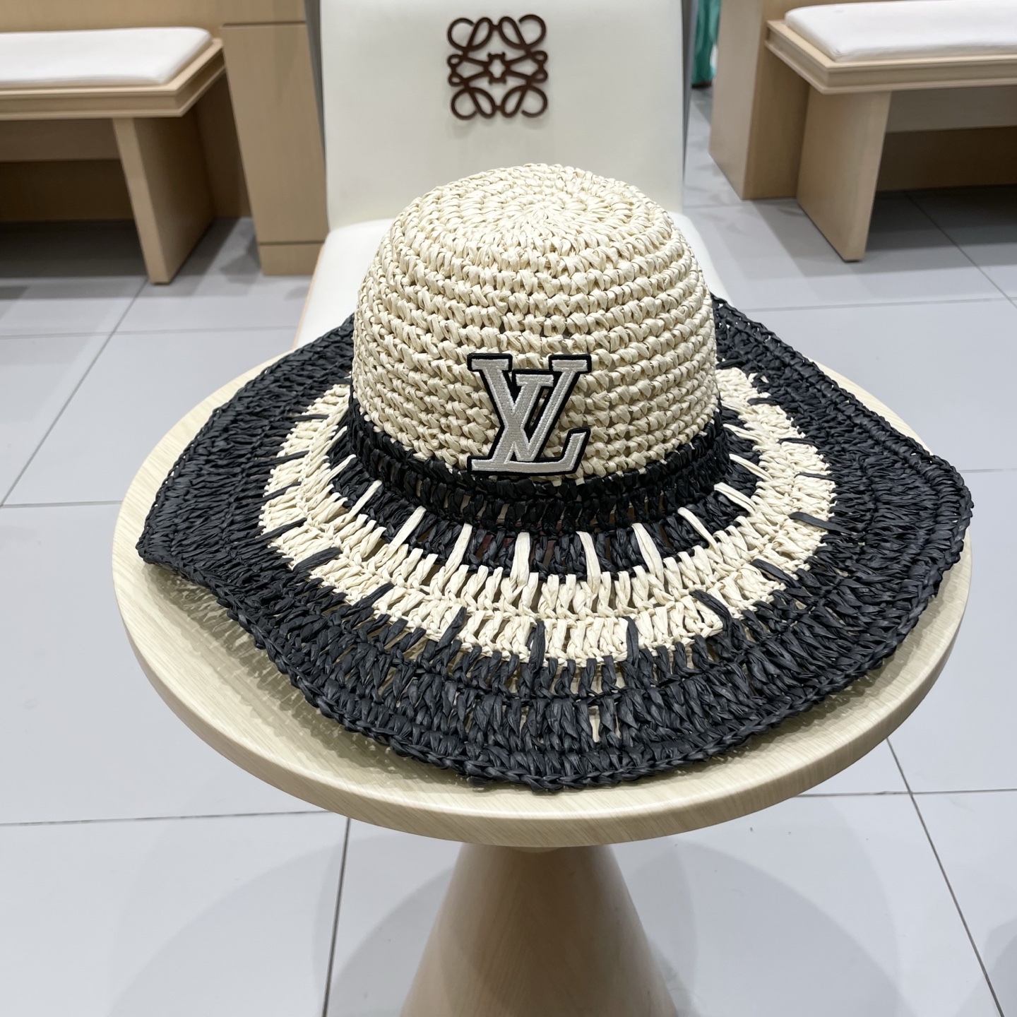 NO:361084,LV Louis Vuitton beach photo vacation atmosphere sense hollow straw hat women summer sunshade large brim foldable sun hat straw hat fisherman hat baseball hat, hat, louis vuitton, louis vuitton, espadrilles,hatsLV路易威登海边拍照度假氛围感镂空草帽女夏季遮阳大檐可折叠太阳帽帽子草帽渔夫帽棒球帽,帽子,louis vuitton,louis vuitton,espadrilles,hats,hat