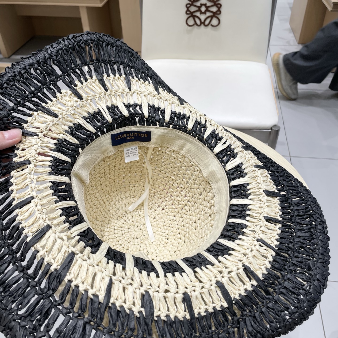  LV路易威登海边拍照度假氛围感镂空草帽女夏季遮阳大檐可折叠太阳帽