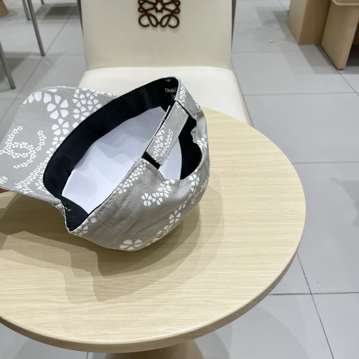  CHANEL香奈儿】新款刺绣logo棒球帽，新款出货，大牌款超好搭配，赶紧入手！