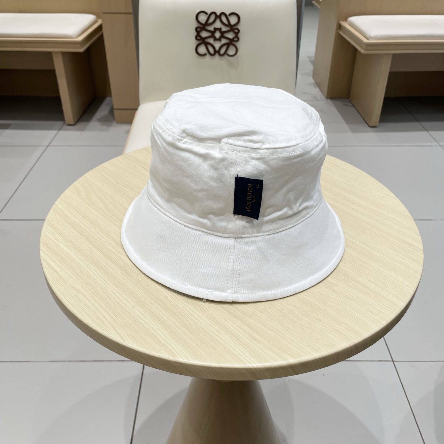LV路易威登原单刺绣渔夫帽  轻盈透气。完美版型，独家实物拍摄，男女适用