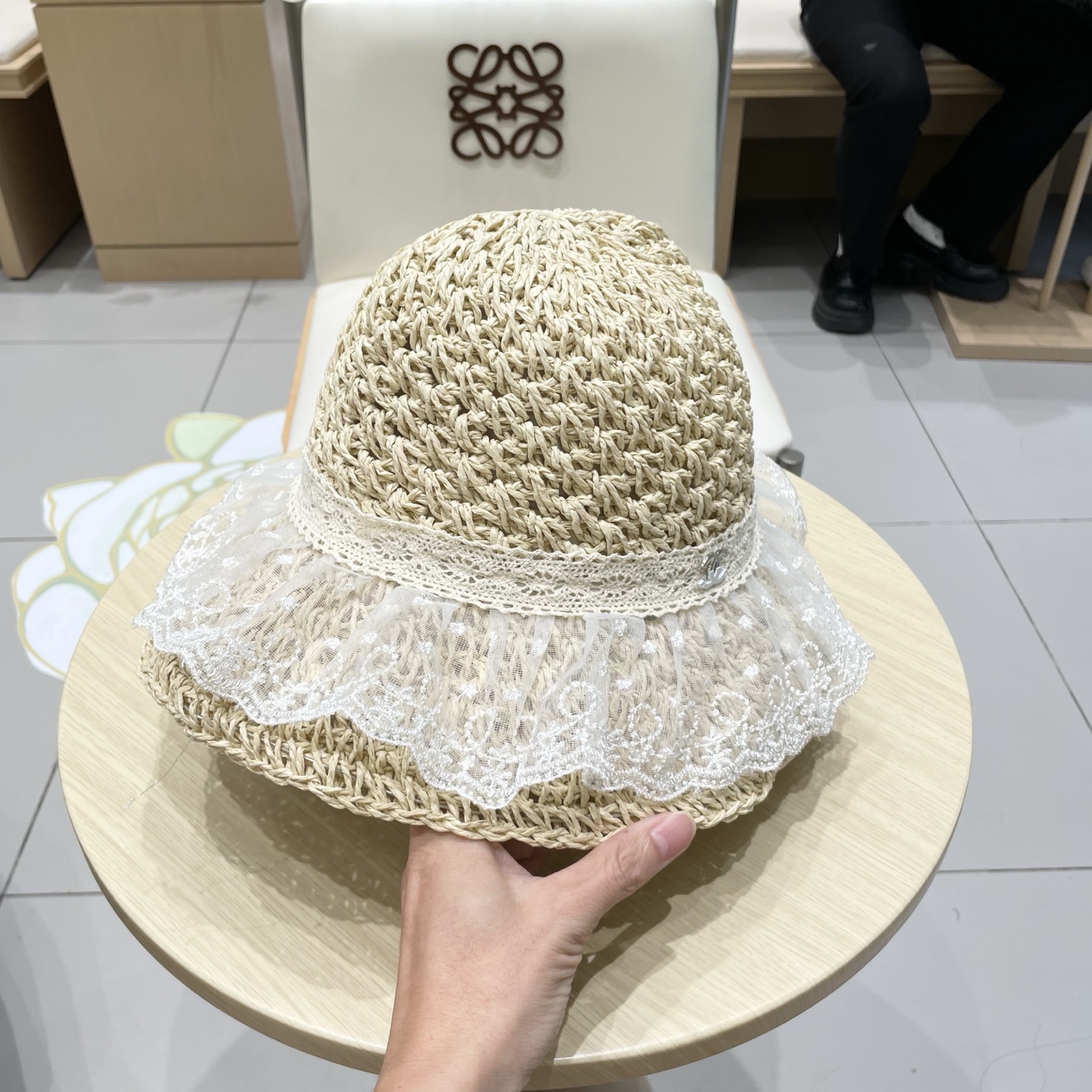 chanel香奈儿甜美蕾丝花边渔夫帽女海边度假风沙滩防晒帽大帽檐遮阳编织草帽